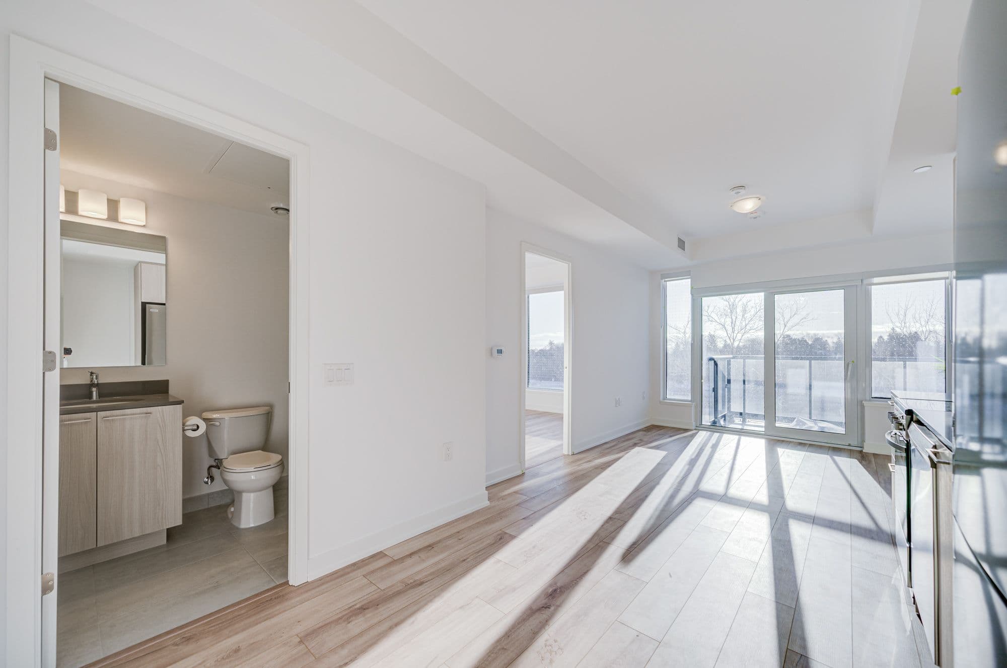 7439 Kingston Road 206, Toronto E11, ON M1B 5S3