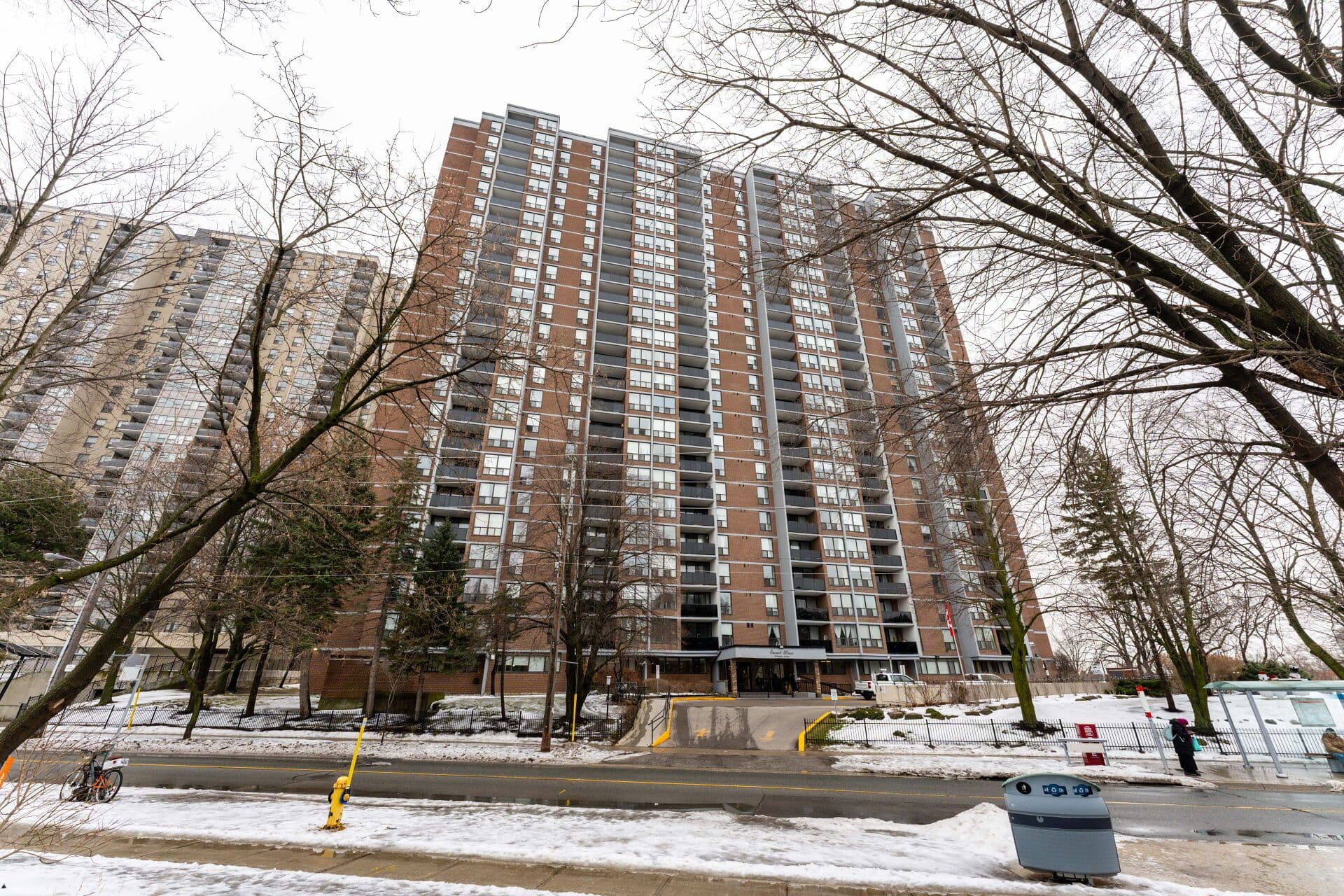 85 Emmett Avenue 2011, Toronto W04, ON M6M 5A2