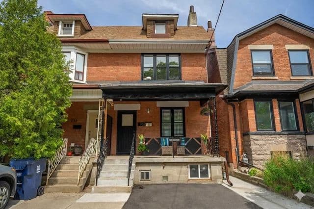 115 Northcliffe Boulevard Lower, Toronto C03, ON M6E 3K5