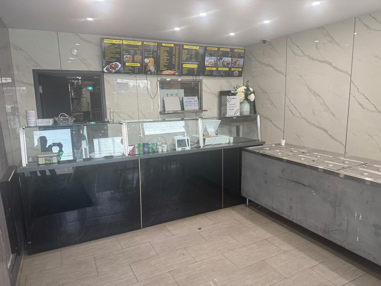 2893 Lawrence Avenue E 11, Toronto E09, ON M1P 2S8