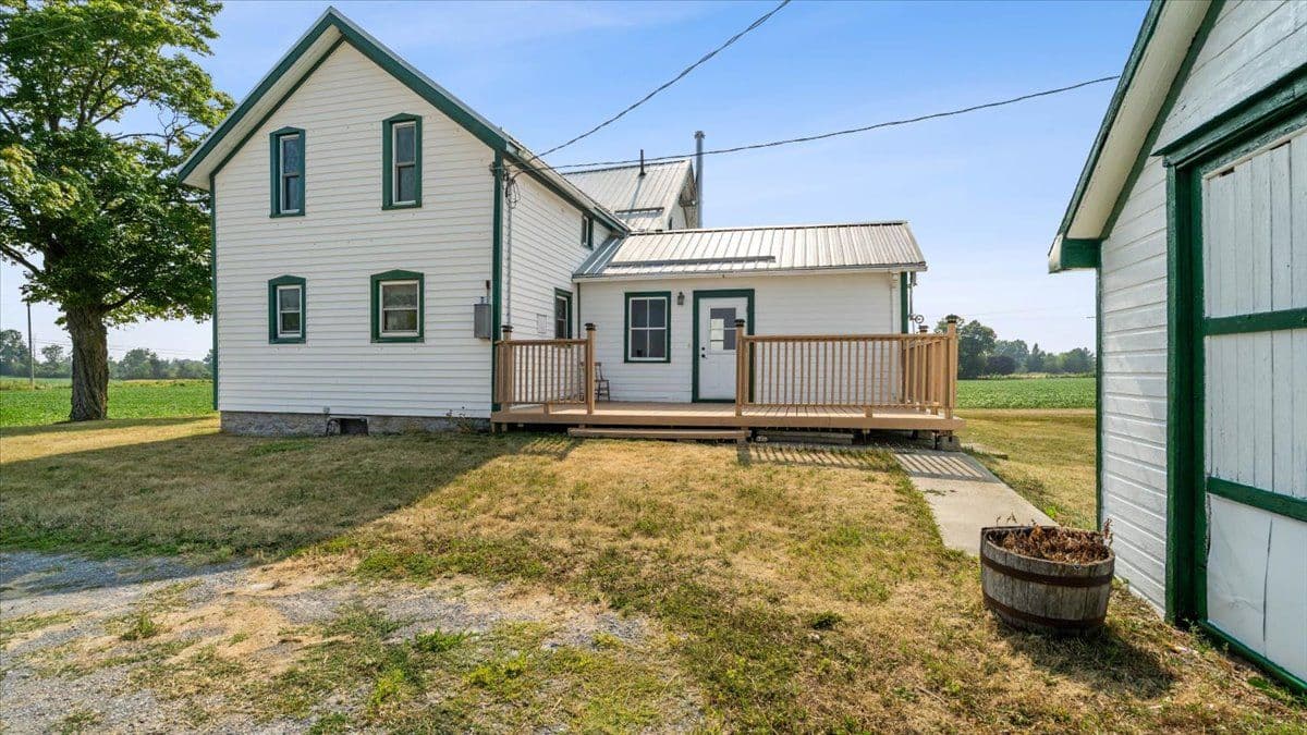 837 Casey Road, Belleville, ON K8N 4Z6