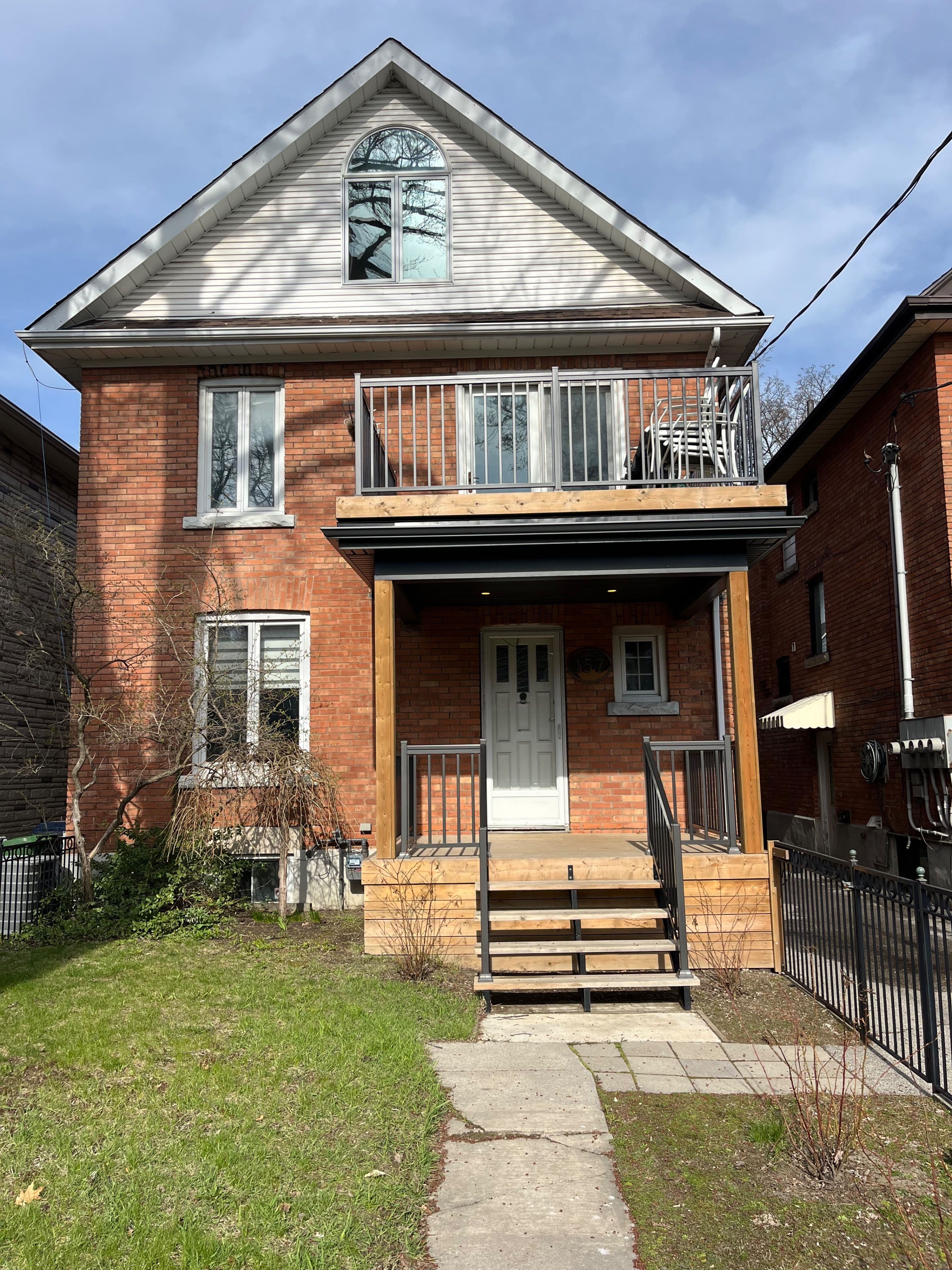 157 Medland Street, Toronto W02, ON M6P 2N4