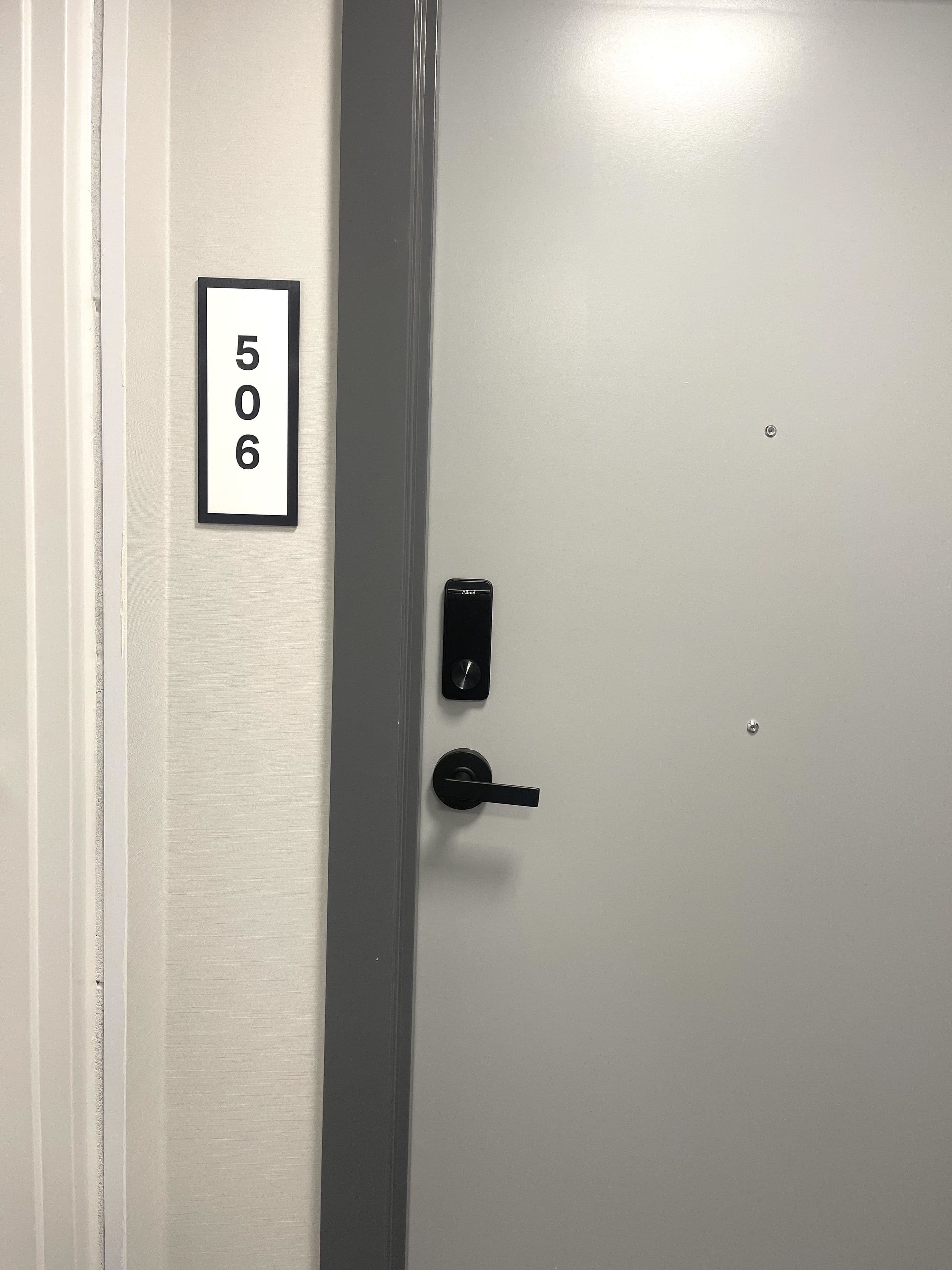 758 Dovercourt Road 506, Toronto W02, ON M6H 2X2