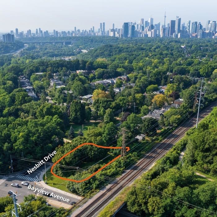 N/A Bayview Ave & Nesbitt Dr Avenue, Toronto C11, ON M4W 2G3