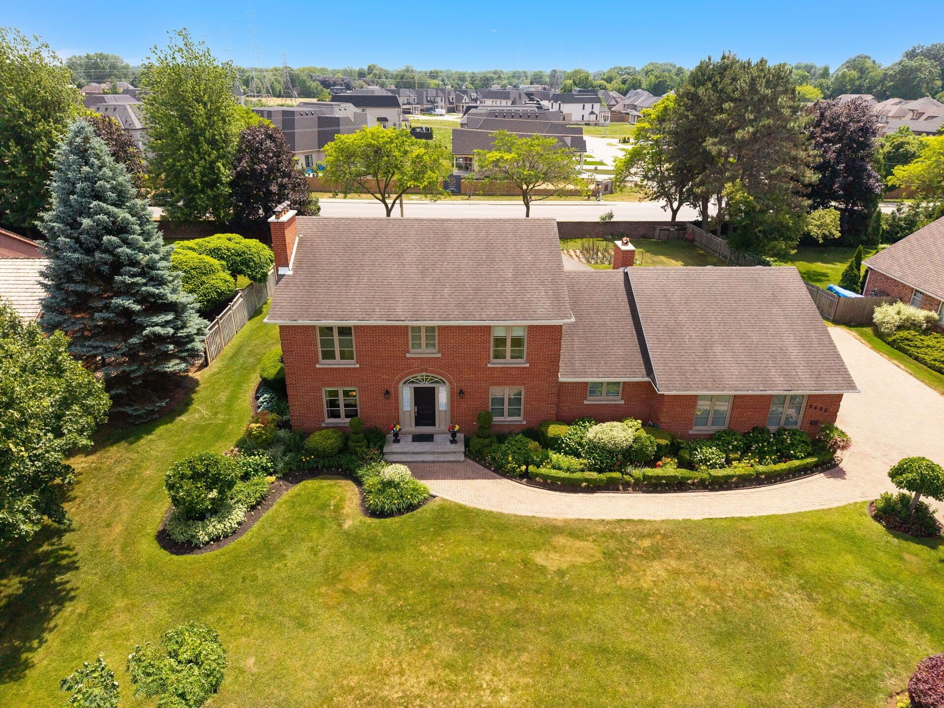 6496 January Drive, Niagara Falls, ON L2J 4J4