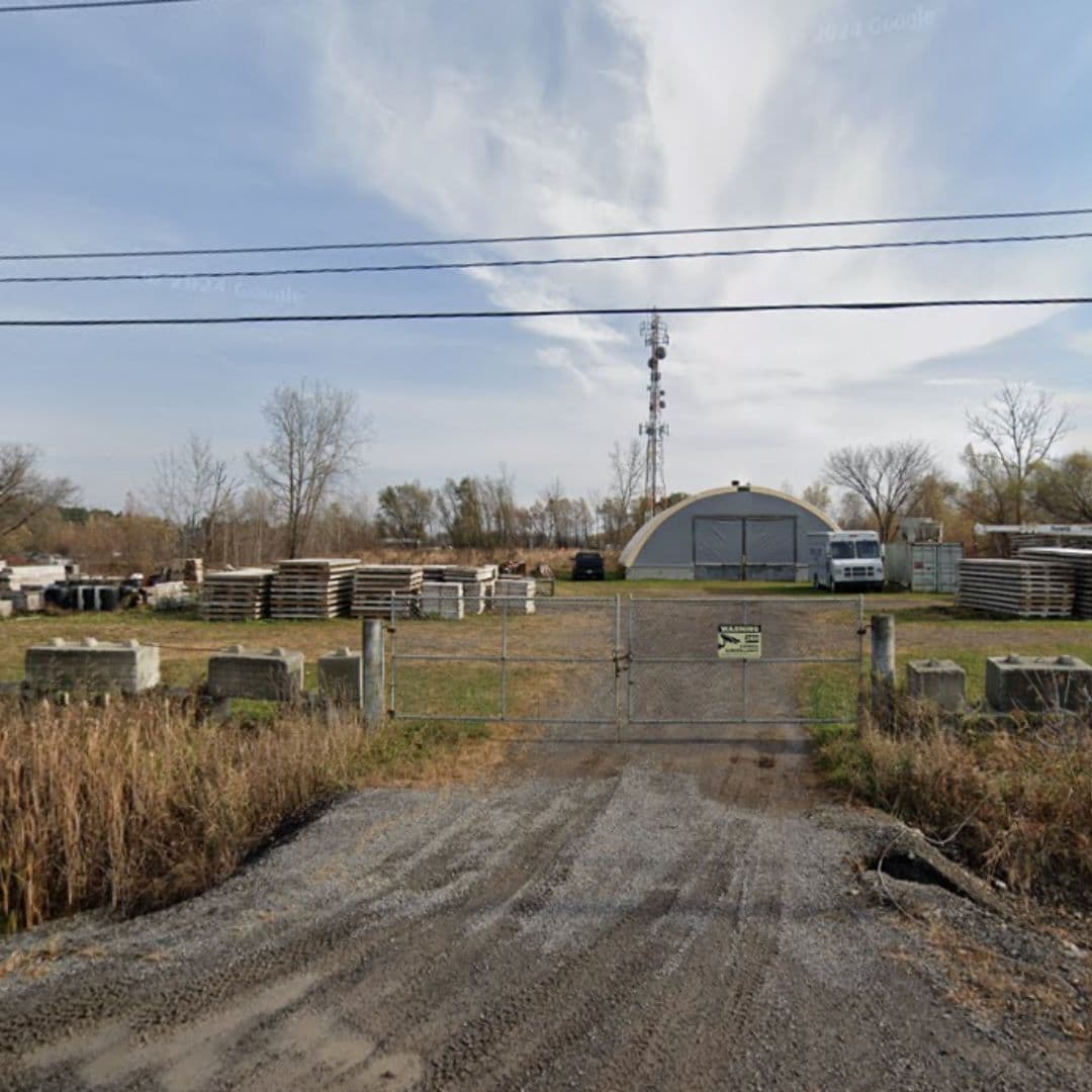 4035 Hawthorne Road Unit 2, Leitrim, ON K1G 3N4