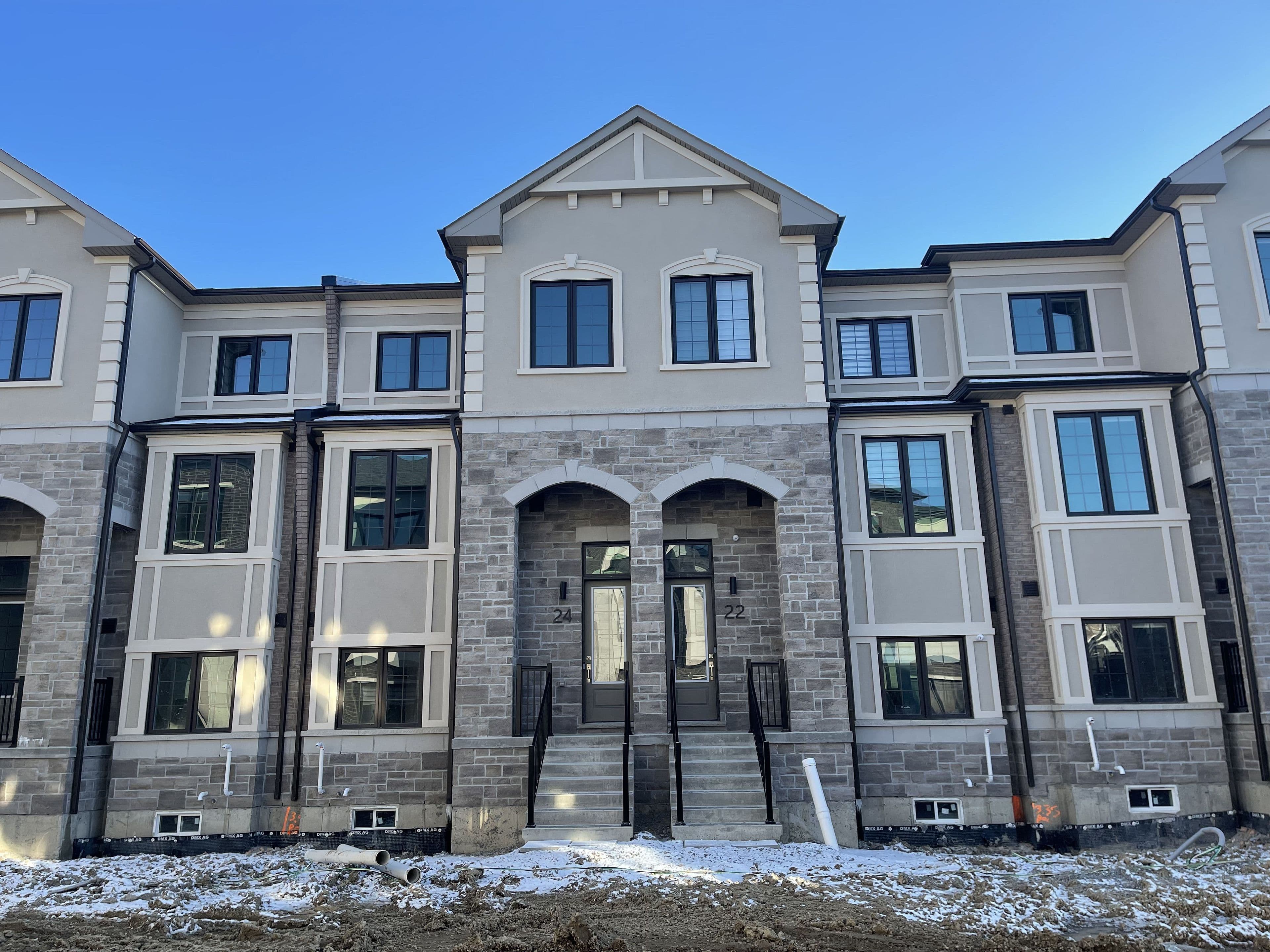 24 Bullata Lane, Richmond Hill, ON L4B 0A7