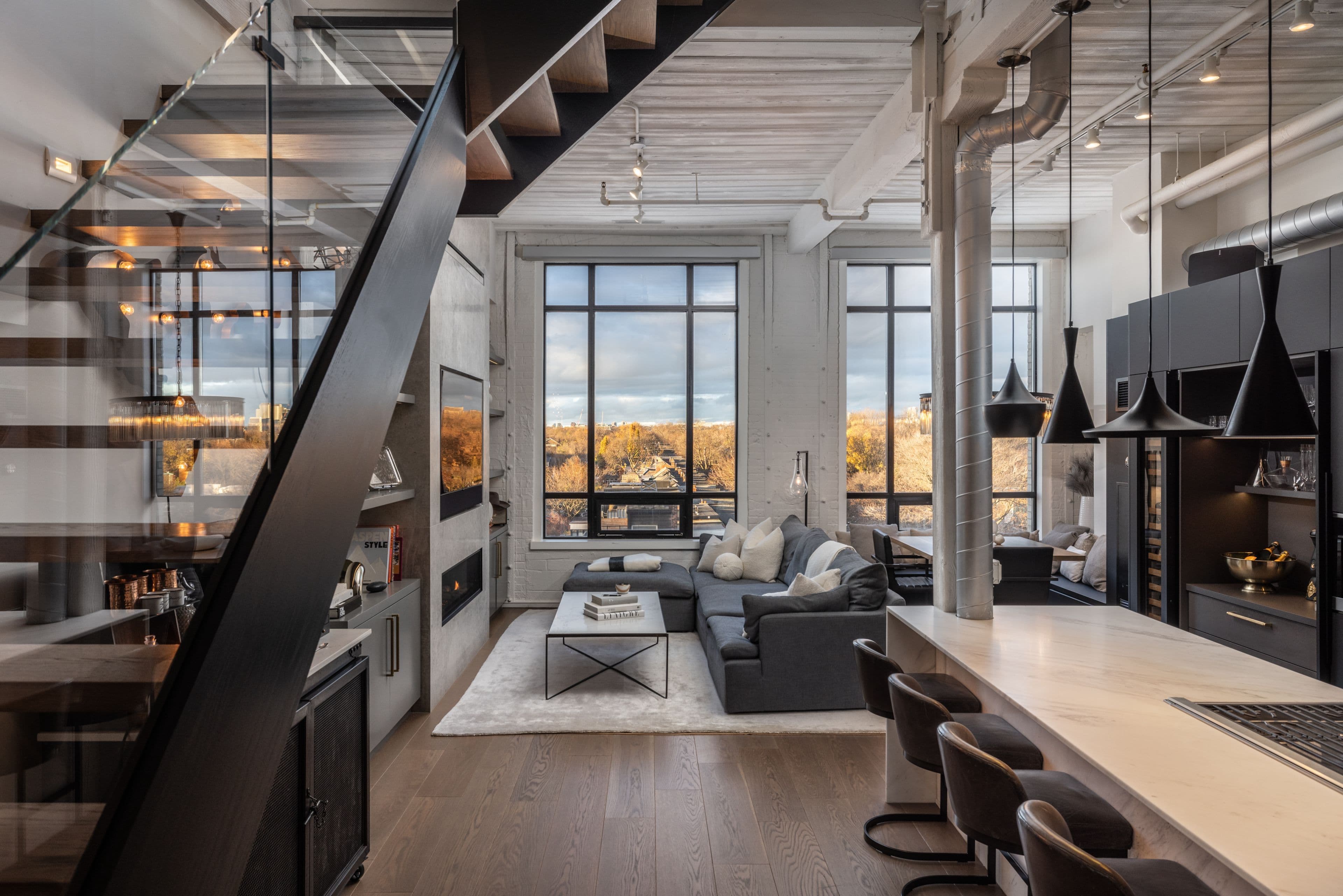 993 Queen Street W Ph12, Toronto C01, ON M6H 1H2