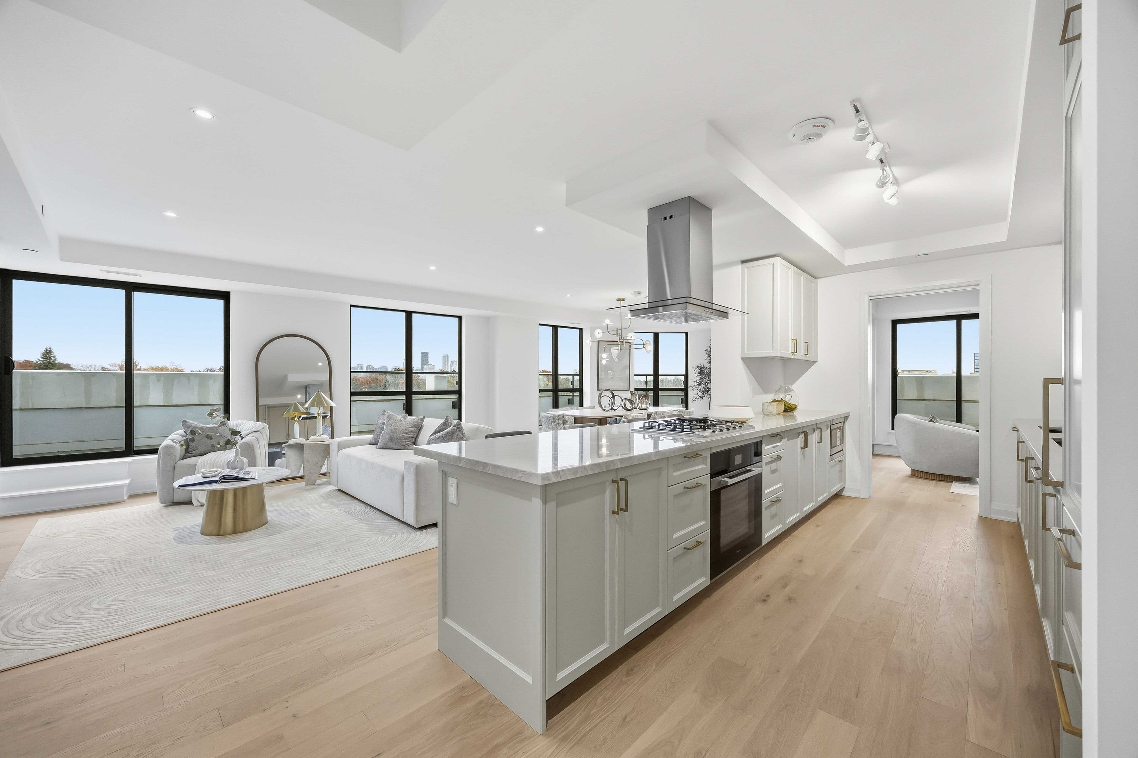 505 Glencairn Avenue 409, Toronto C04, ON M6B 0B2