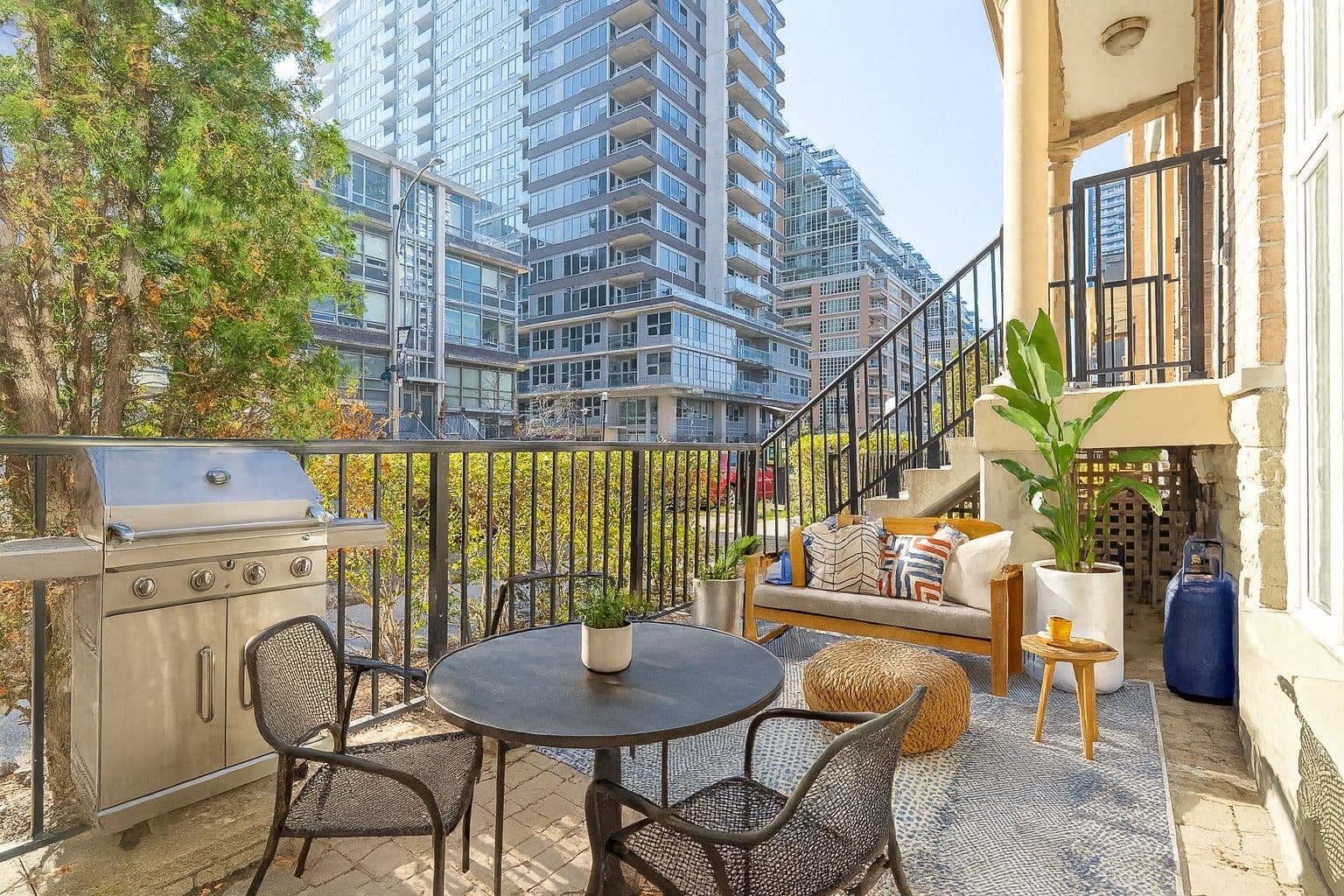 50 East Liberty Street 1111, Toronto C01, ON M6K 3P3