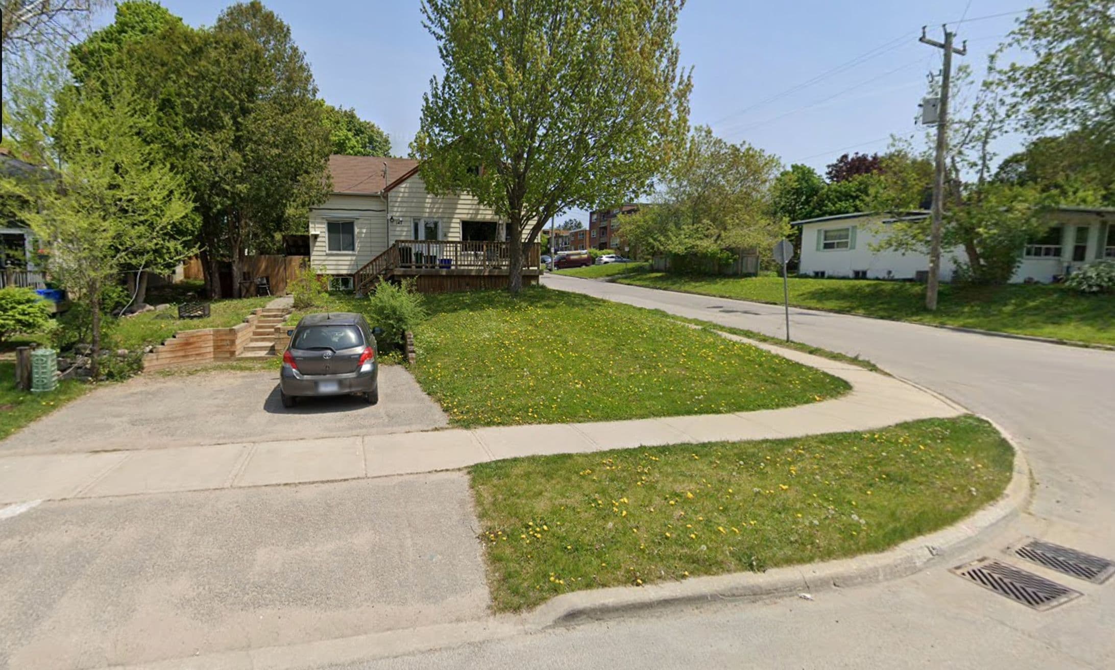 147 Berczy Street, Barrie, ON L4M 3R5