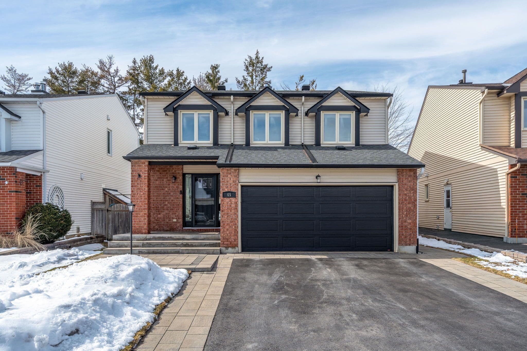 45 Townsend Drive, Barrhaven, ON K2J 2T8