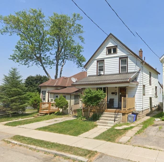 20 FOURTH Avenue, St. Thomas, ON N5R 4H2