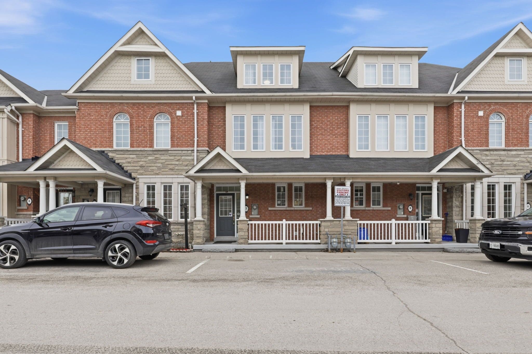7 Torr Lane, Ajax, ON L1S 7N1