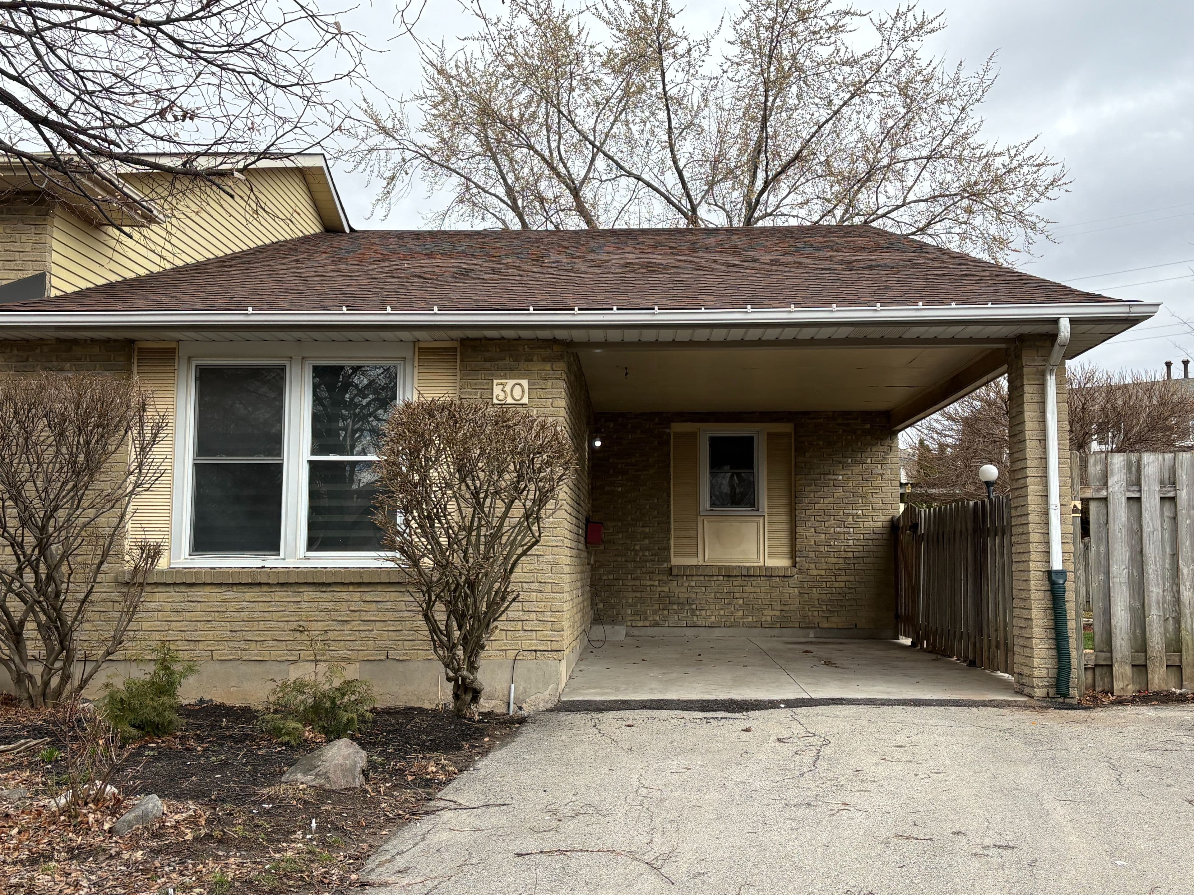 30 DEBORAH Court, St. Catharines, ON L2P 3R6