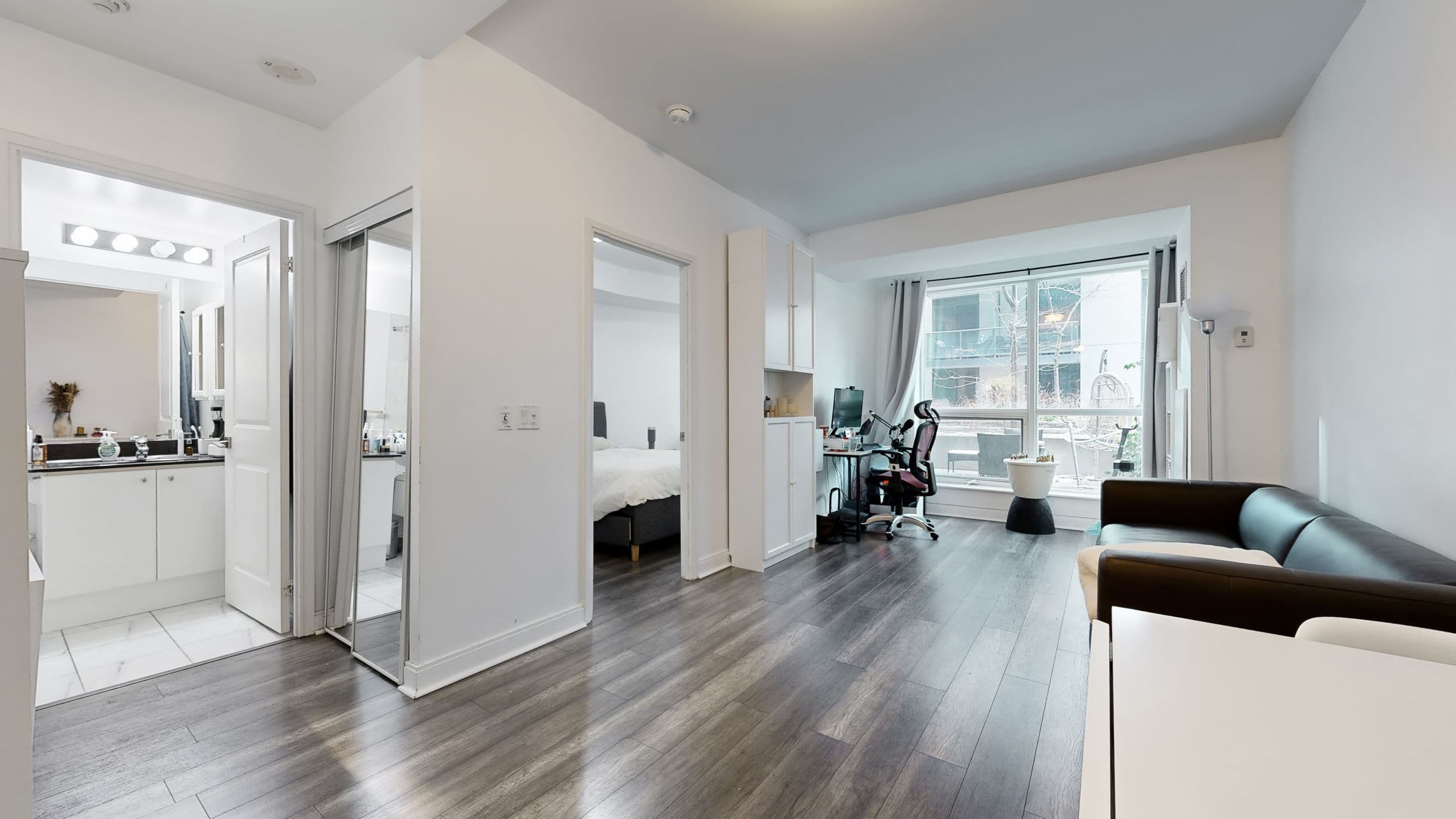 38 The Esplanade N/A 313, Toronto C08, ON M5E 1A5