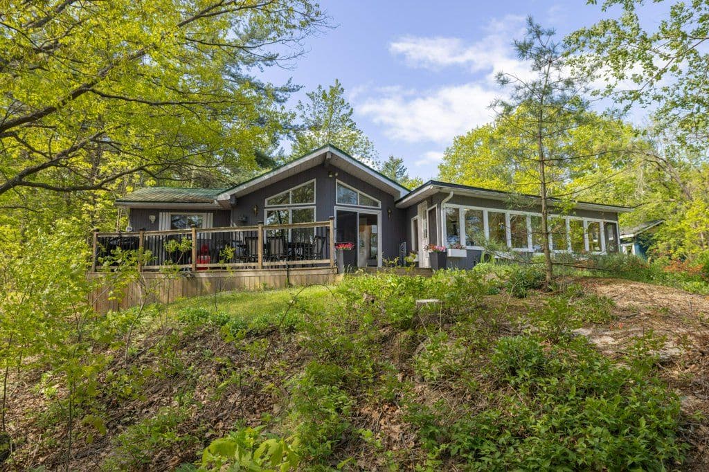 1535 Dwyer Lane, Frontenac, ON K0K 1Z0