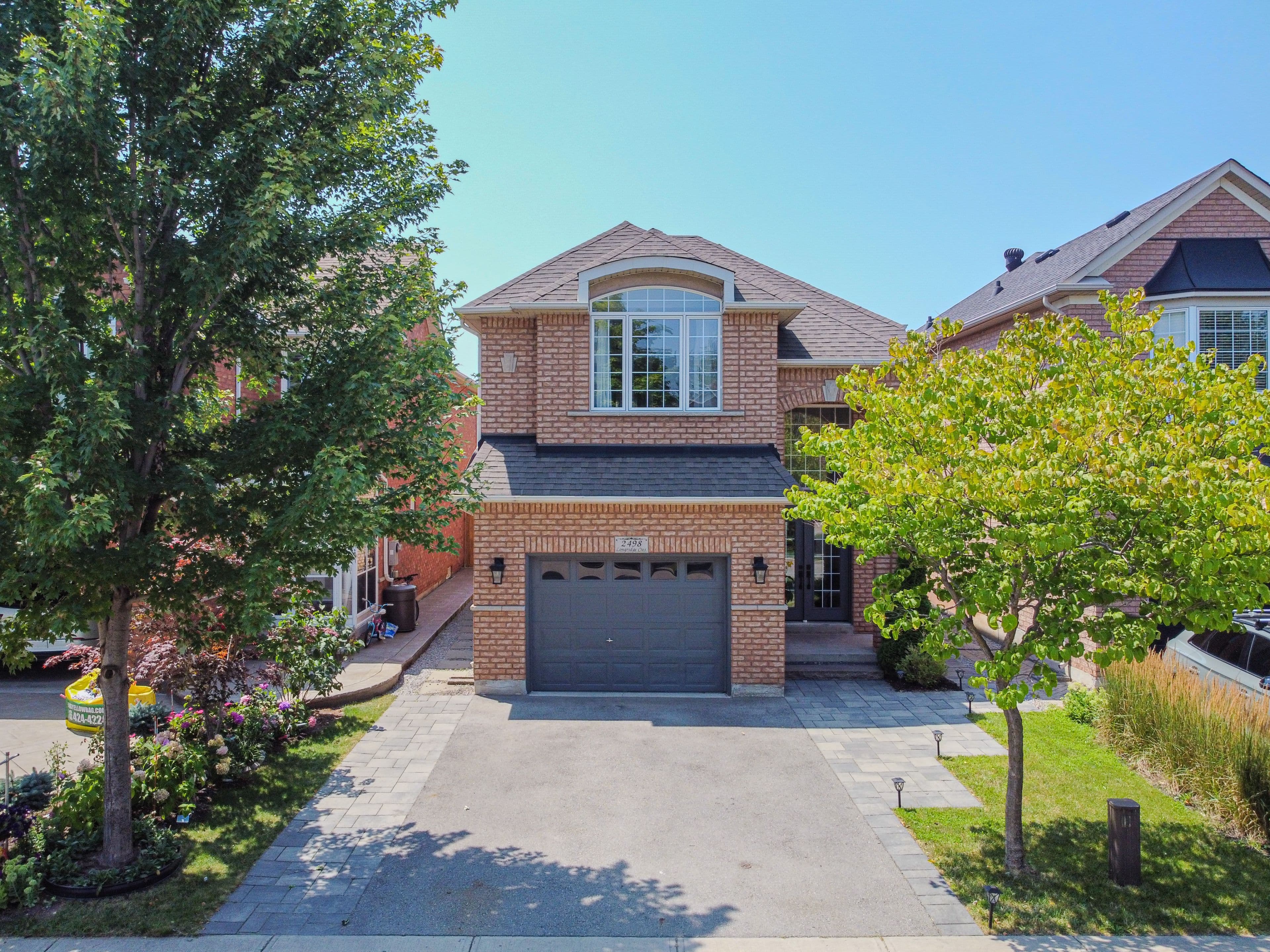 2498 Longridge Crescent, Oakville, ON L6H 6S2
