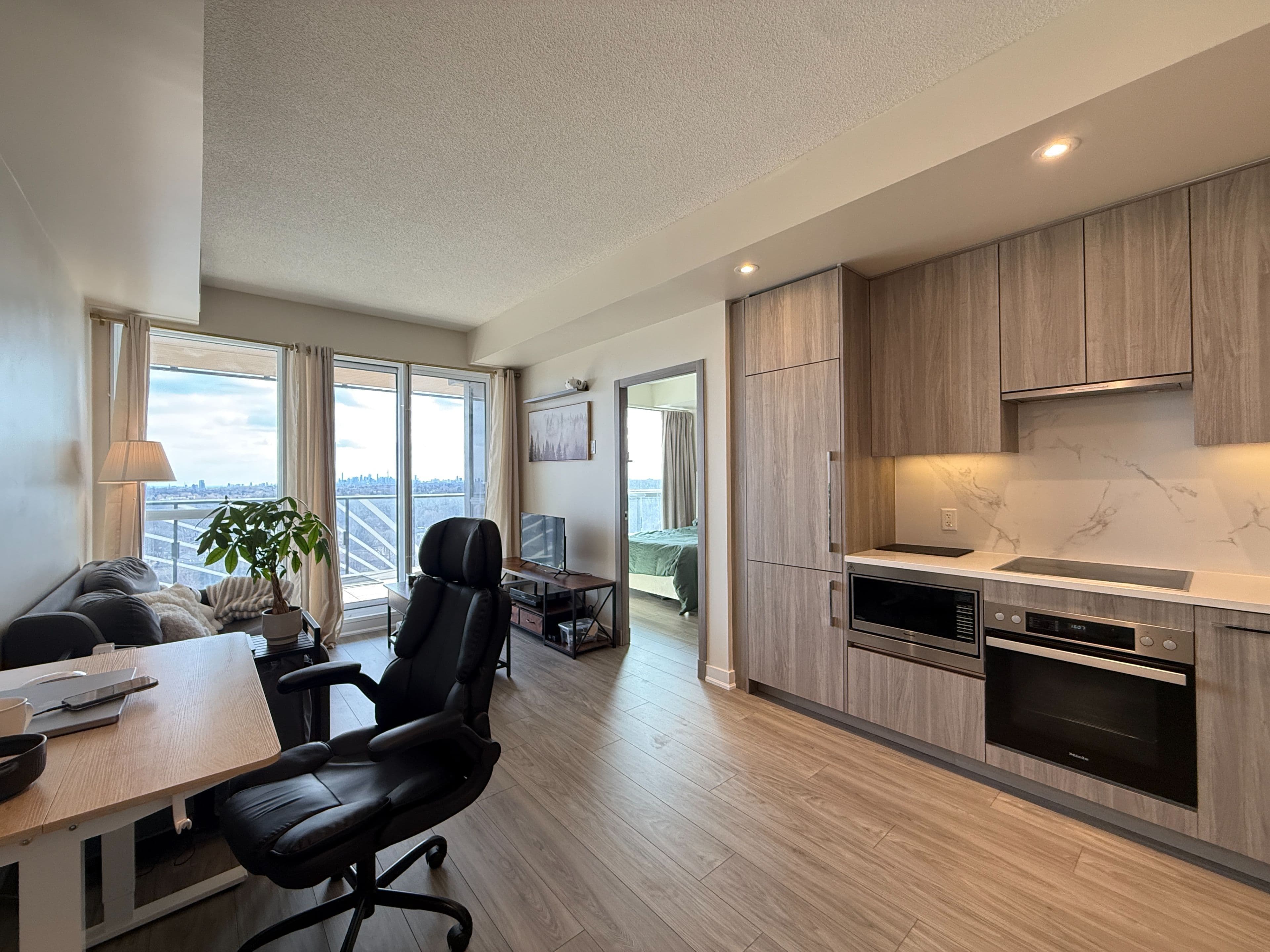 27 Mcmahon Drive 1805, Toronto C15, ON M2K 0J2