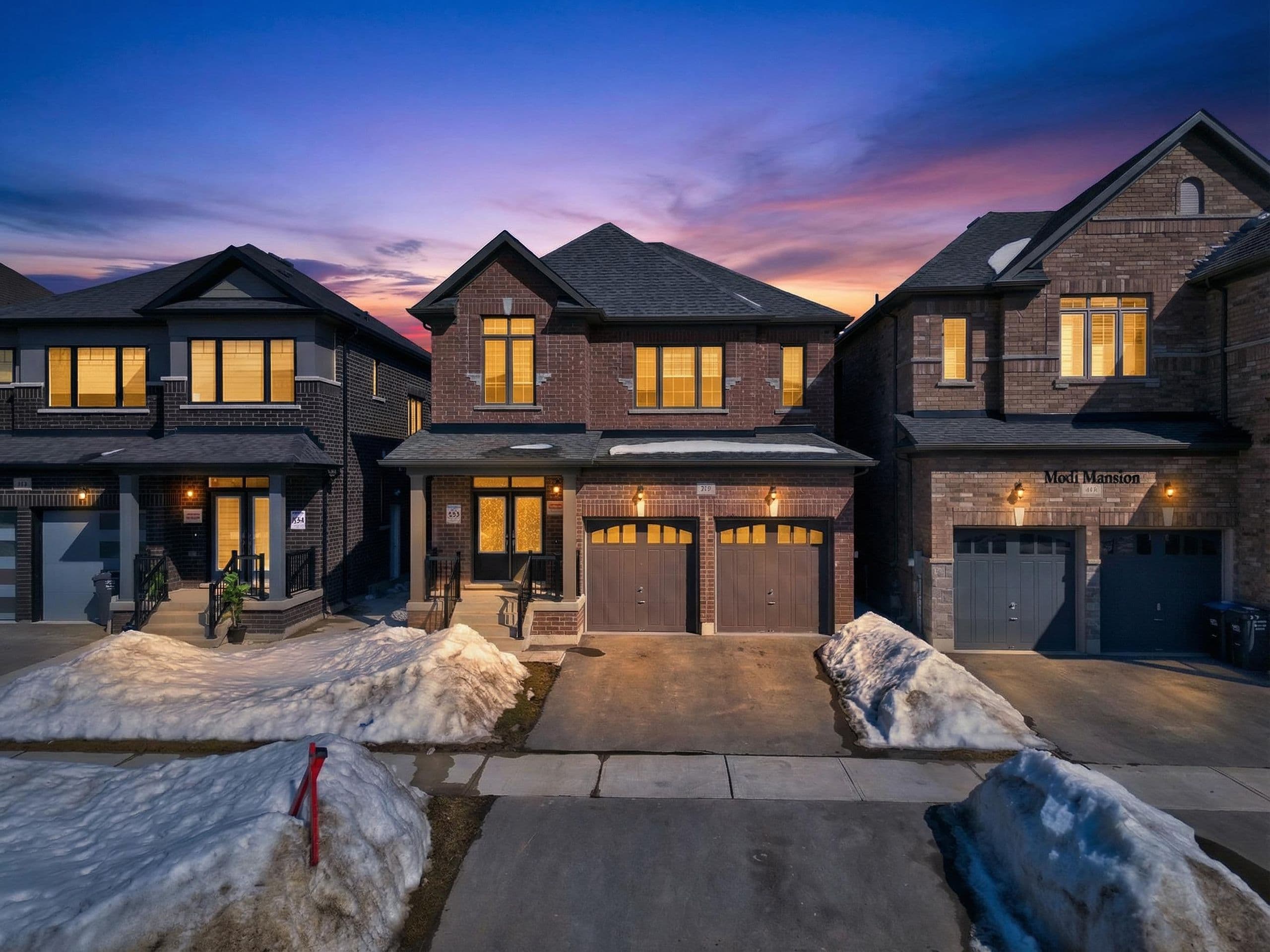 119 Petch Avenue, Caledon, ON L7C 1Z9