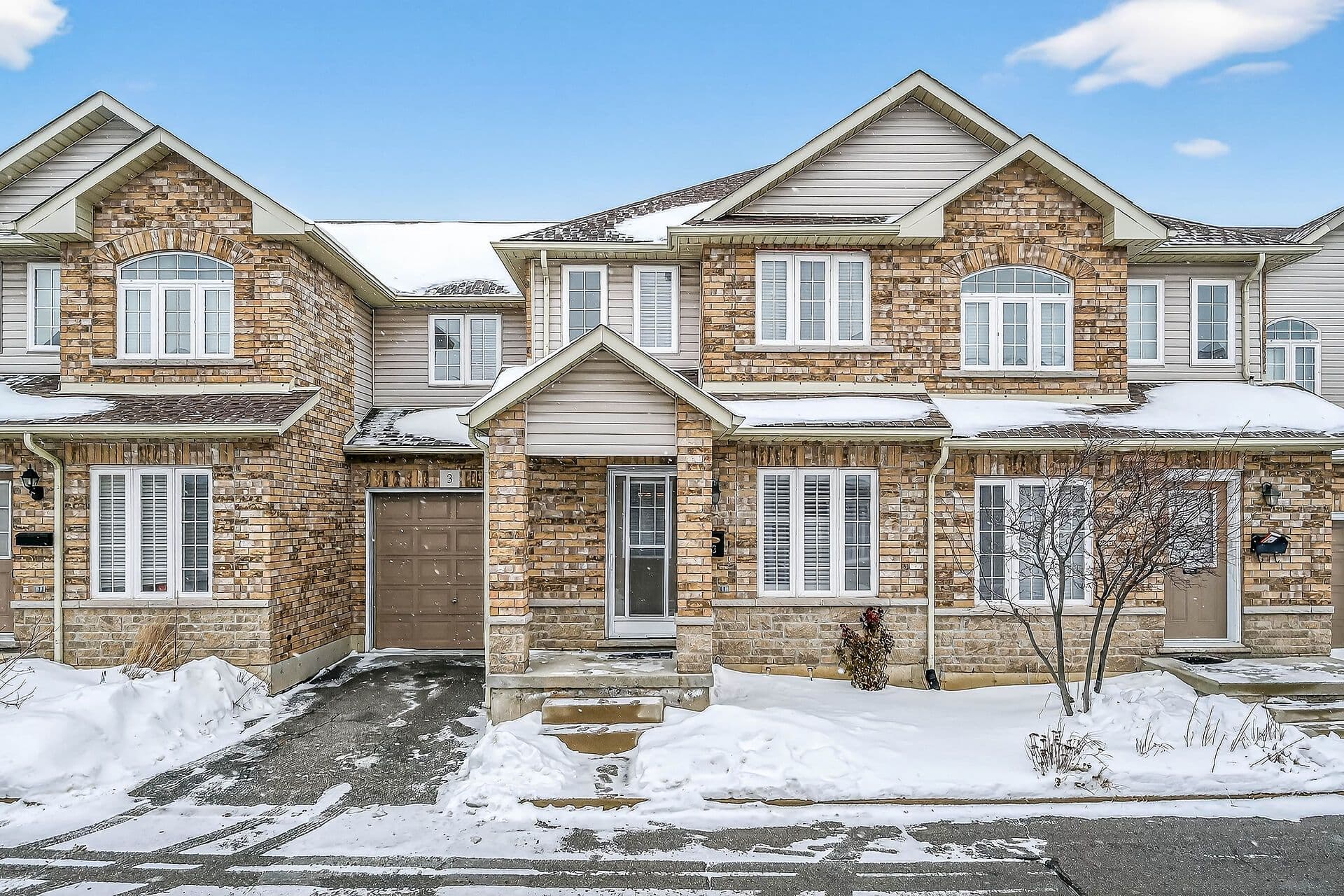 1461 Upper Gage Avenue 3, Hamilton, ON L8W 1E6