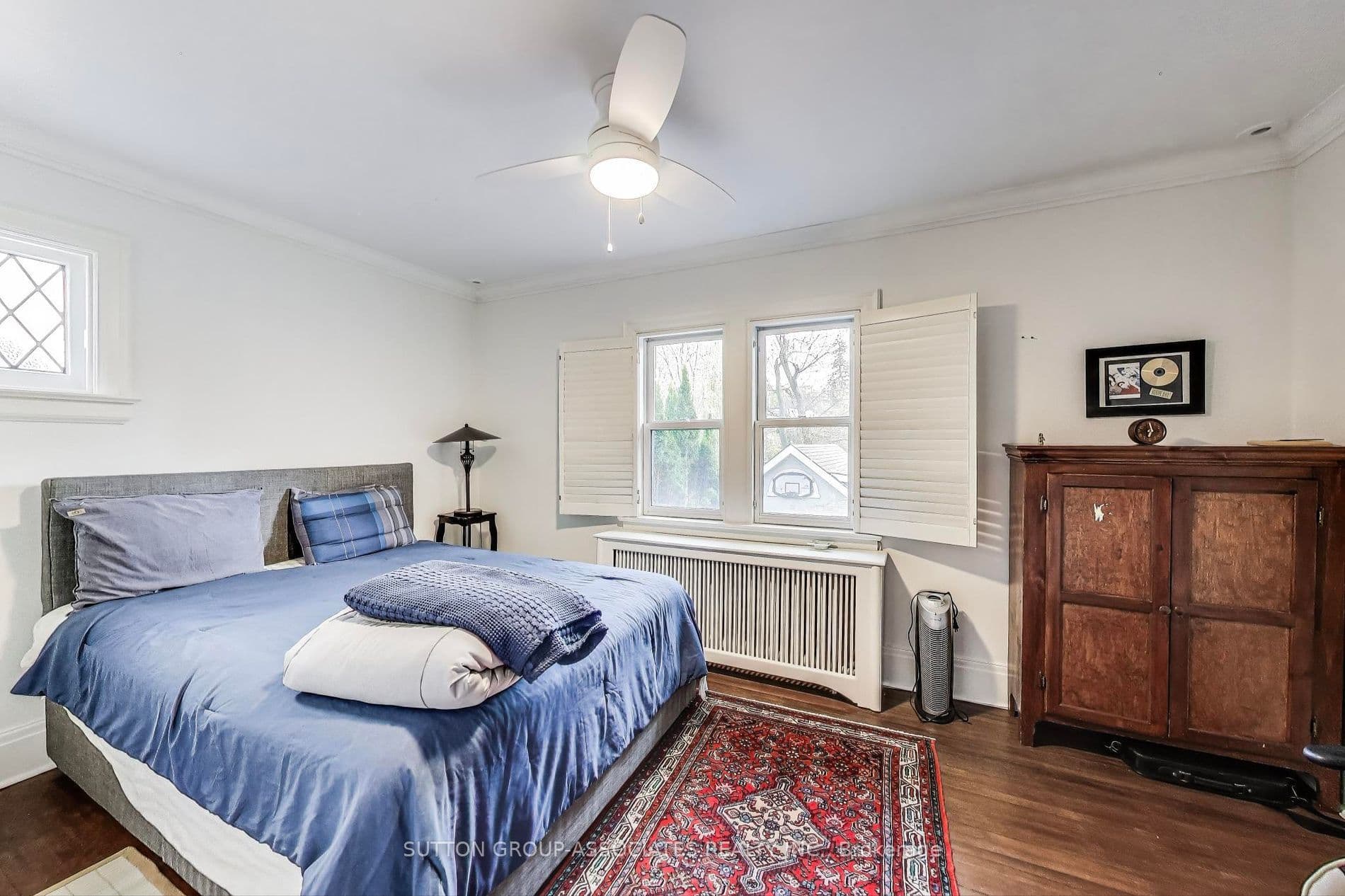 202 Forest Hill Road, Toronto C03, ON M5P 2N4