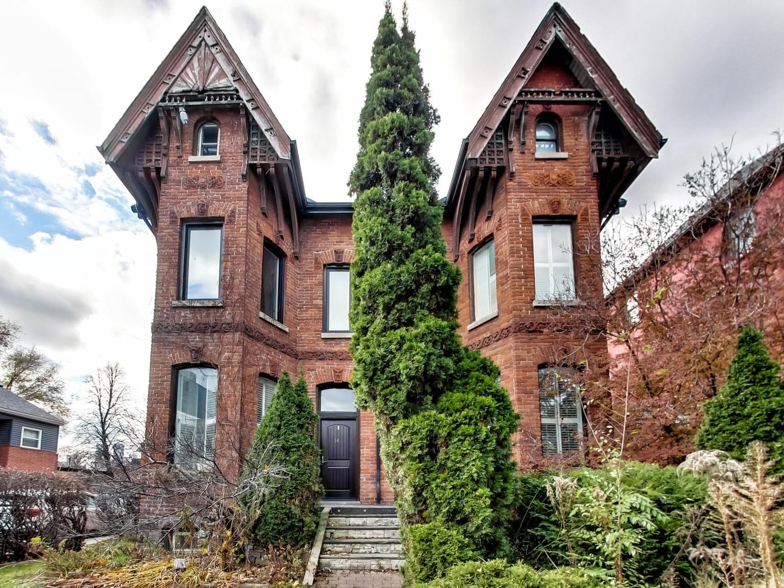 36 River Street Unit 1, Toronto C08, ON M5A 3N9