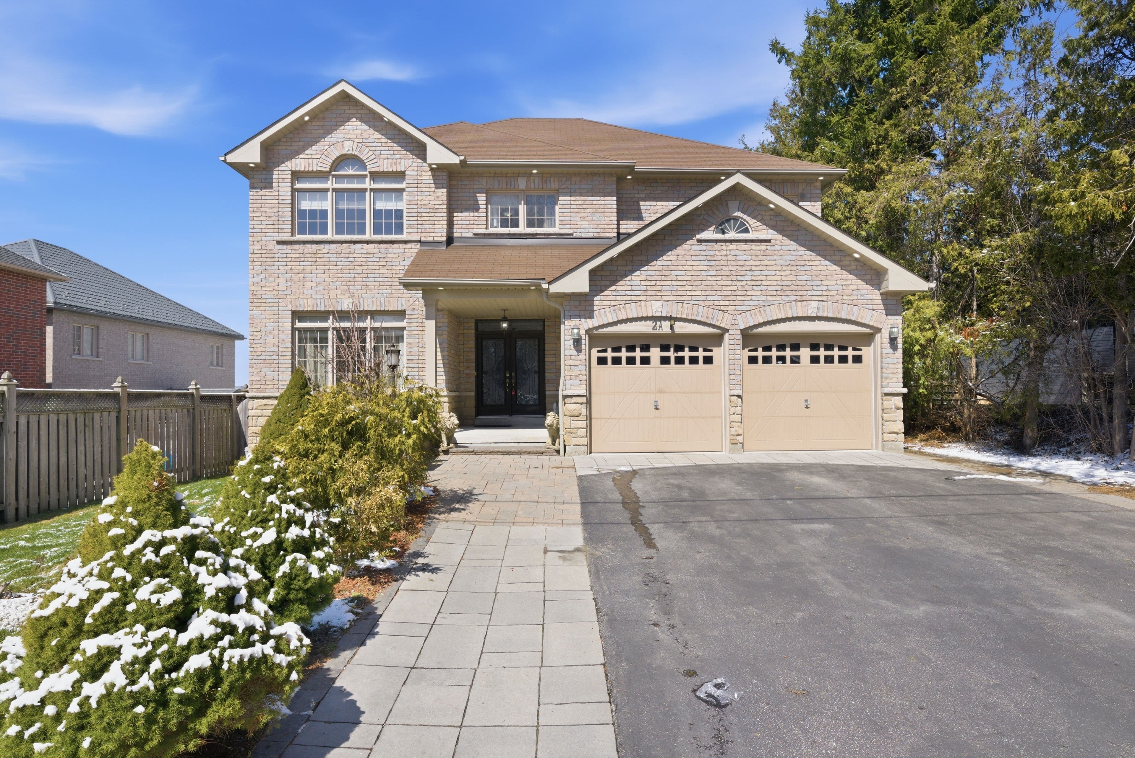 2 A View Street, Ajax, ON L1Z 1E4