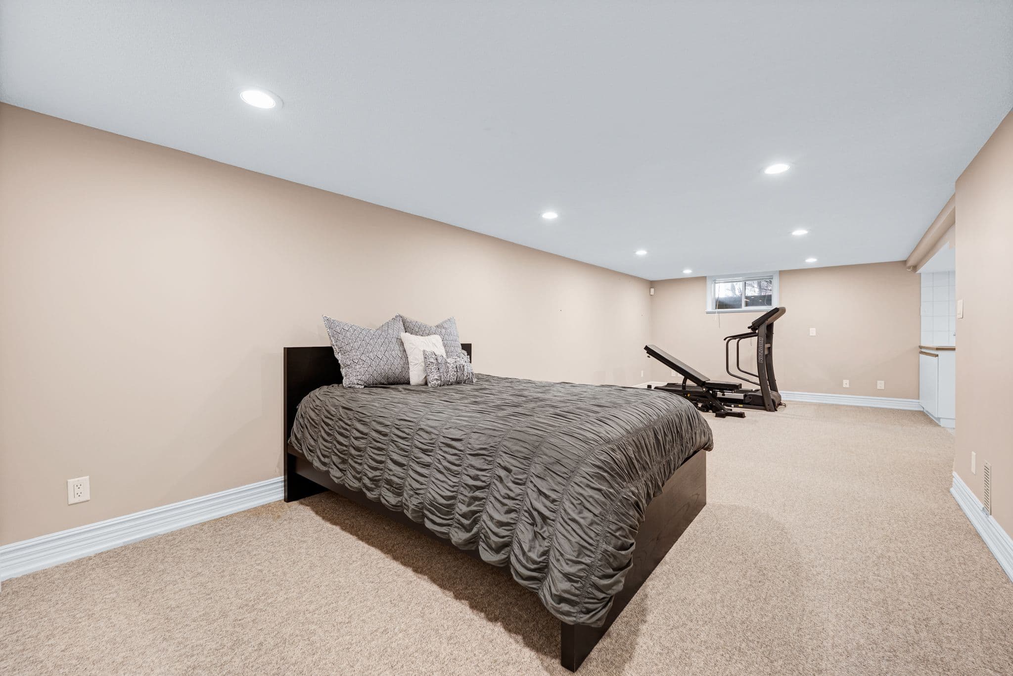 925 15th Side Road, King, ON L7B 1K5