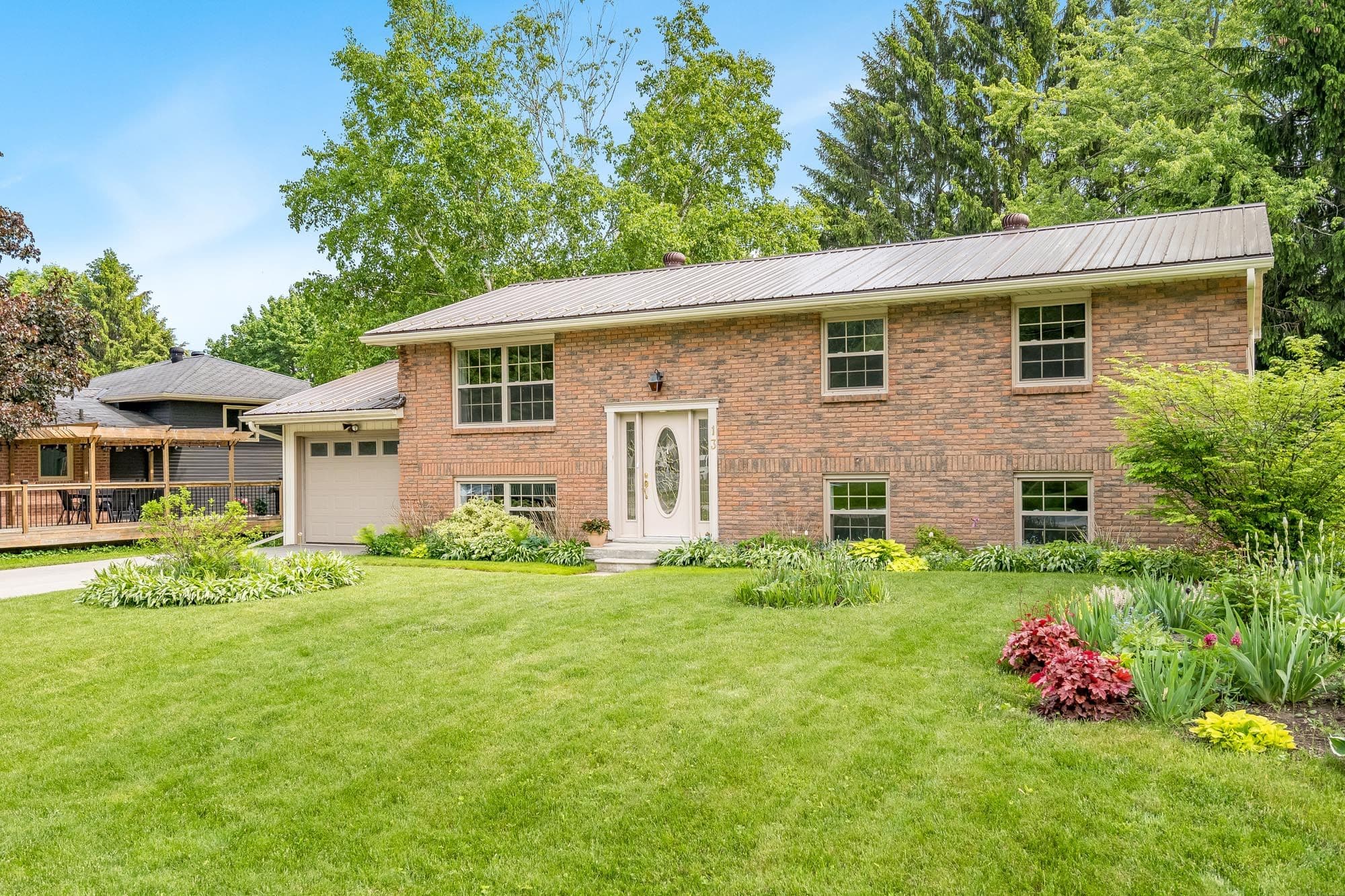 13 Jardine Crescent, Clearview, ON L0M 1G0