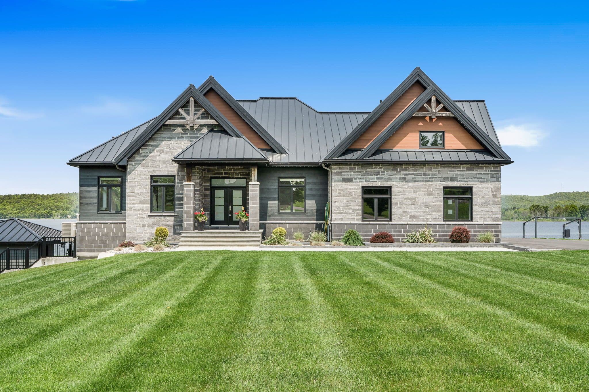 3795 CONCESSION 1 Street, Alfred and Plantagenet, ON K0B 1L0