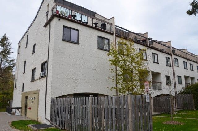 1066 Falgarwood Drive 148, Oakville, ON L6H 2P3