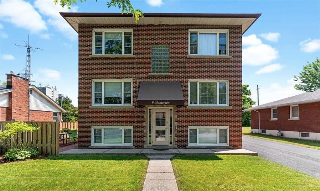 9 MASTERSON Drive 2, St. Catharines, ON L2T 3N9