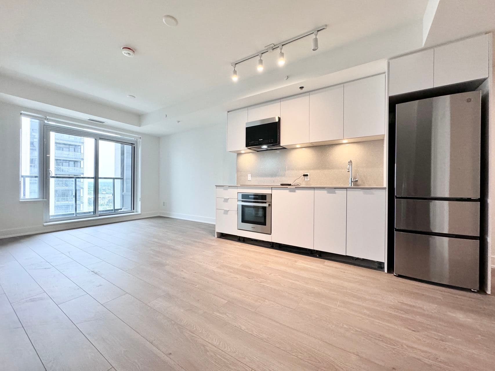 8 Cedarland Drive 1711, Markham, ON L6G 0H4