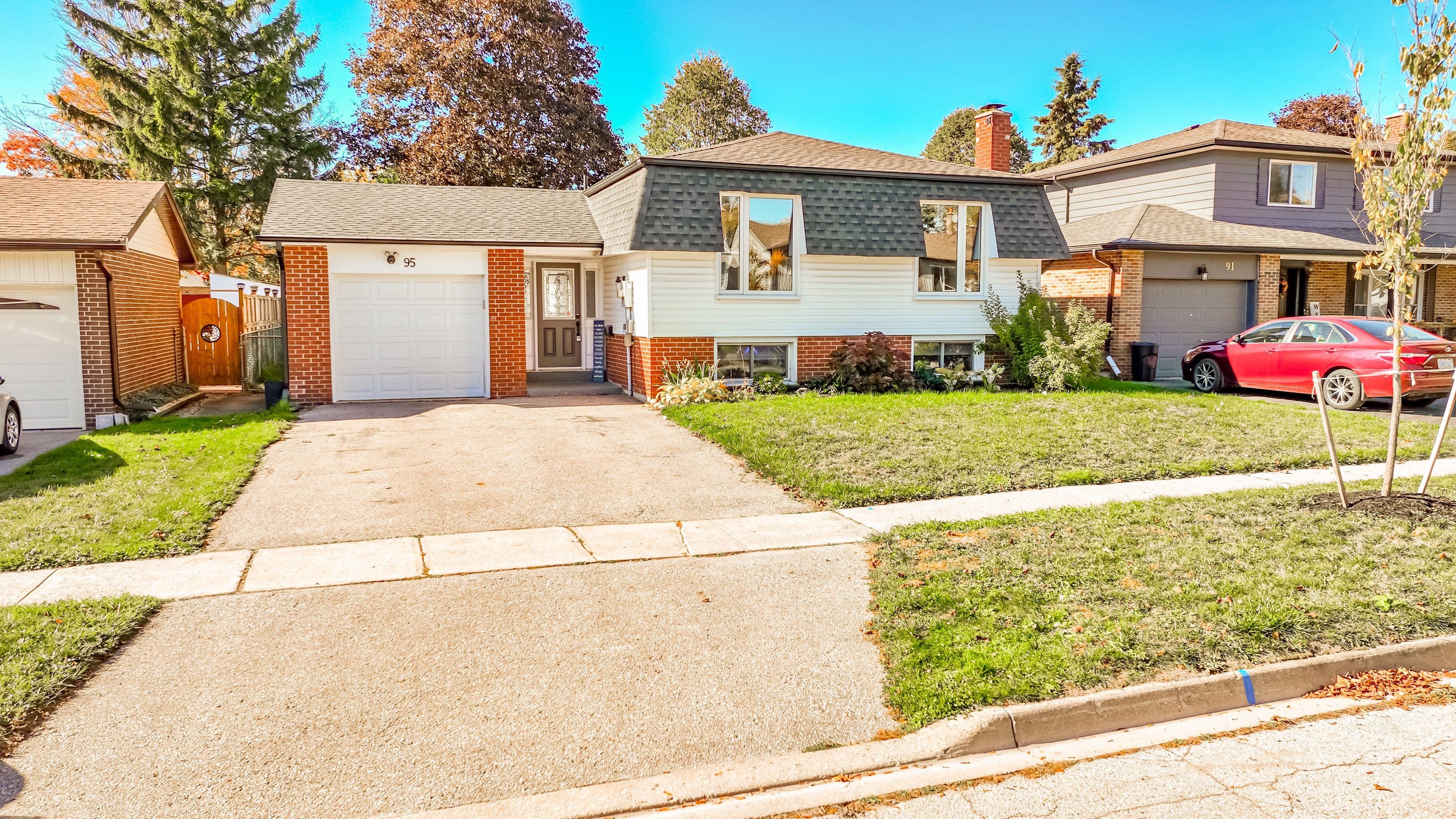 95 Avonmore Crescent, Orangeville, ON L9W 3C2