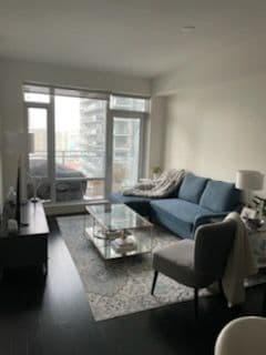 21 Widmer Street E 2204, Toronto C01, ON M5V 0B8