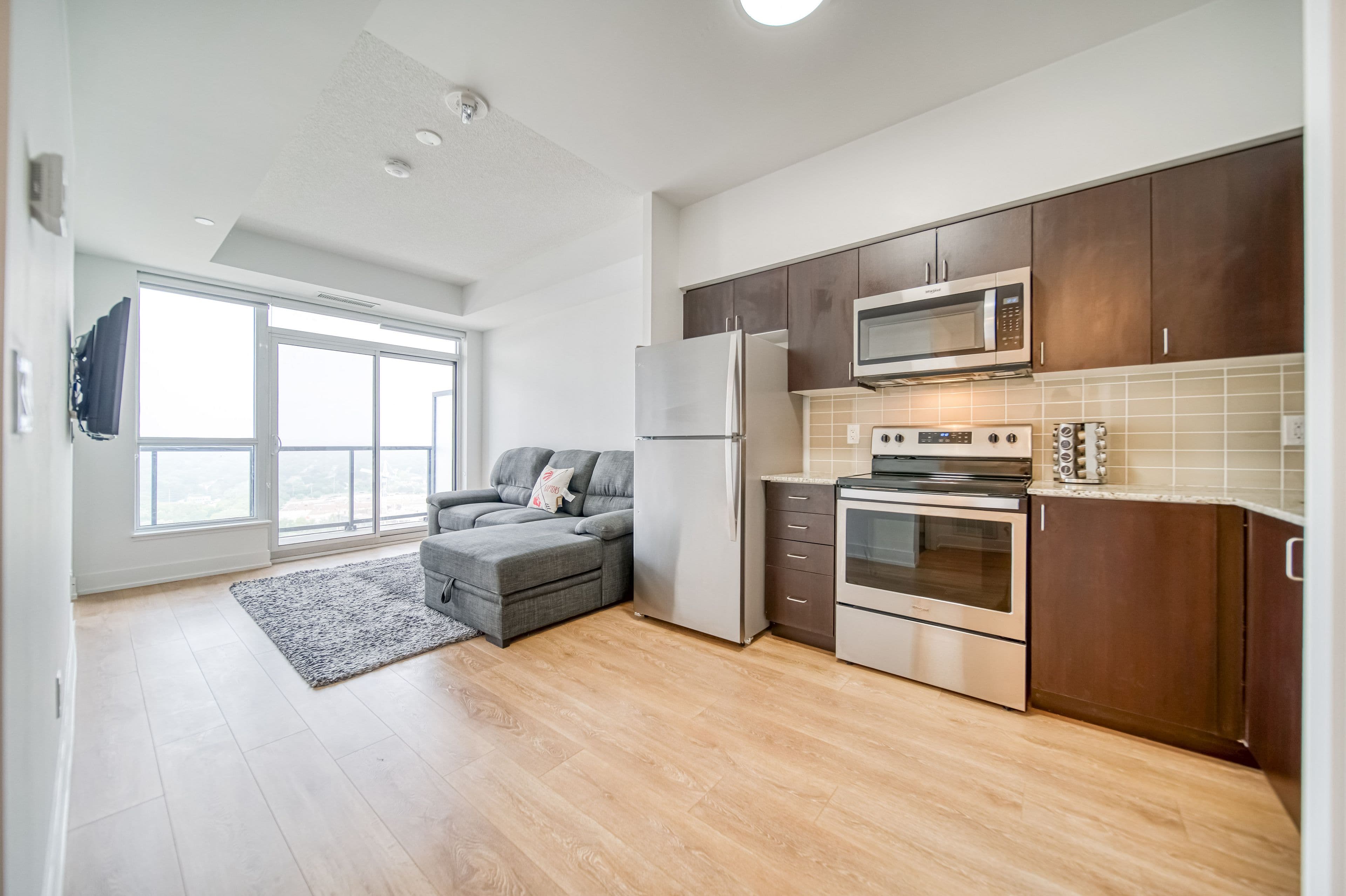 1255 Bayly Street 2208, Pickering, ON L1W 0B6