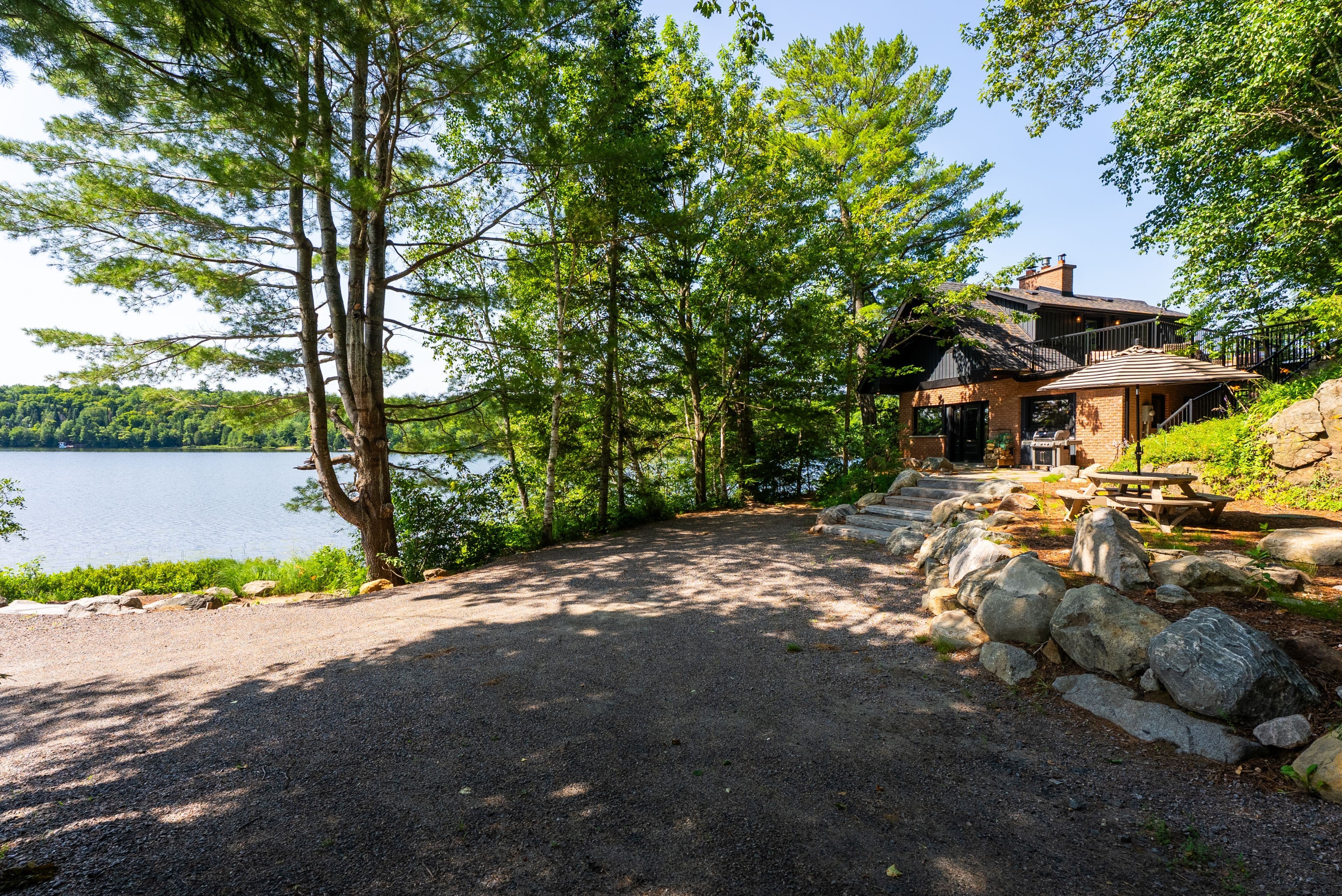 1023 MCCABE Road, Lake of Bays, ON P0B 1A0