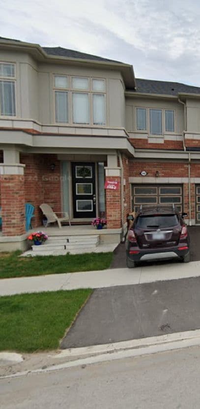 2463 Hibiscus Drive, Pickering, ON L1X 0G9