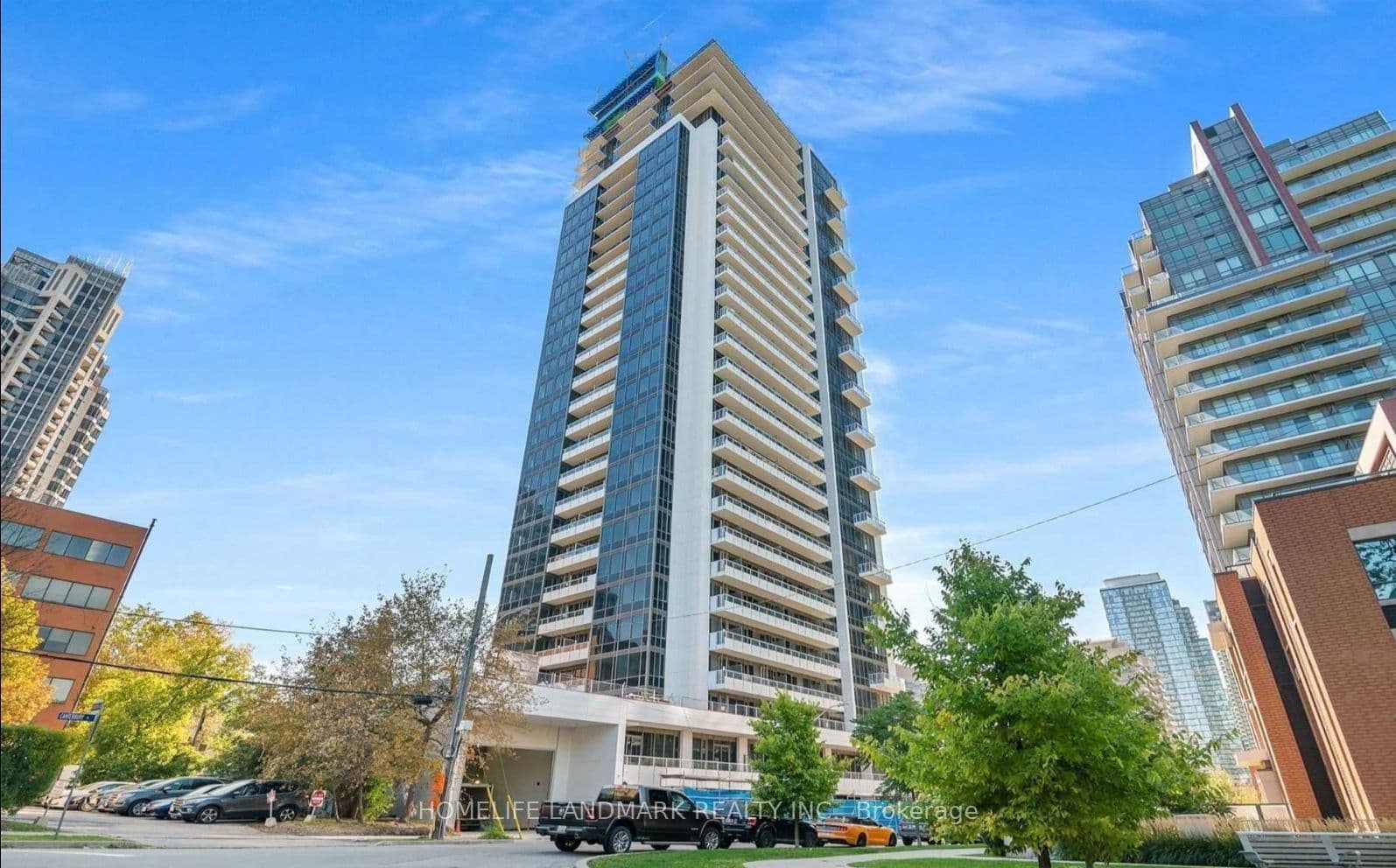 75 Canterbury Place 1515, Toronto C07, ON M2N 0H8