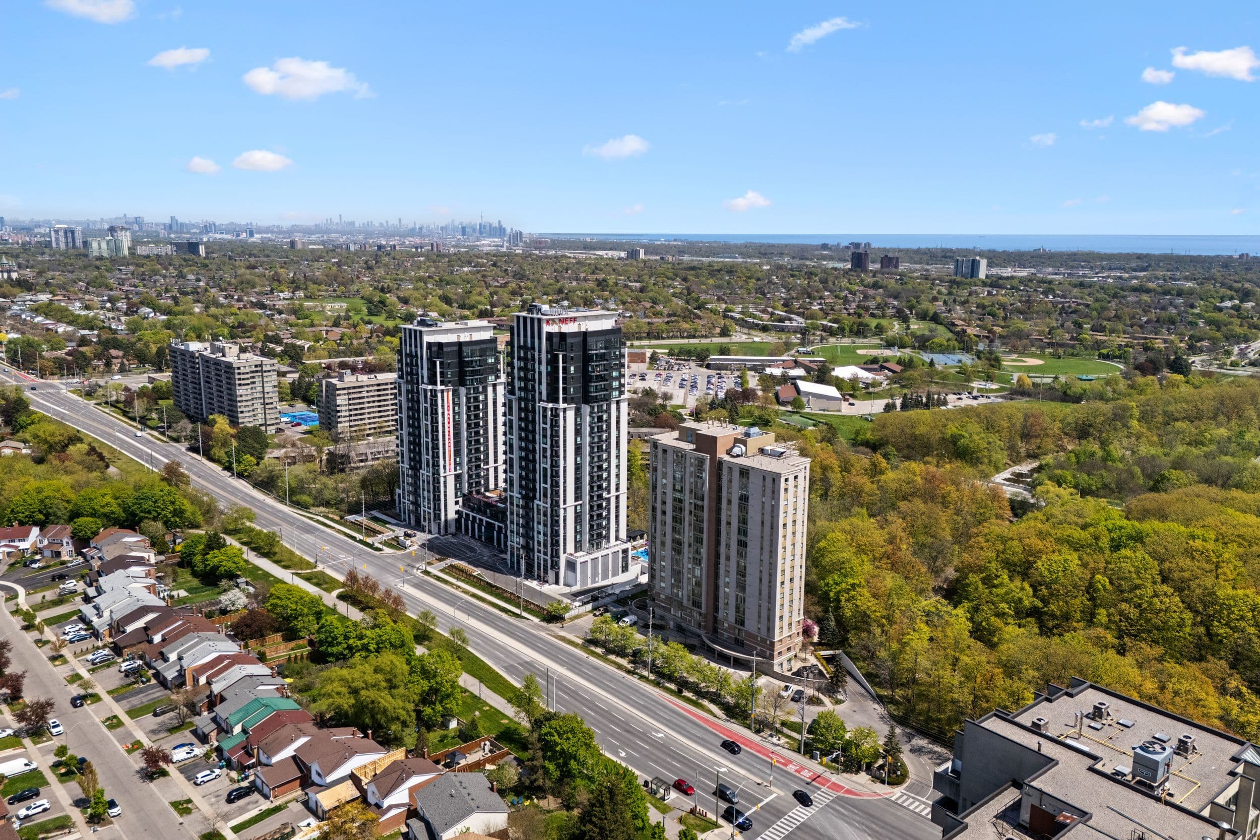200 Burnhamthorpe Road E 905, Mississauga, ON L5A 4E8