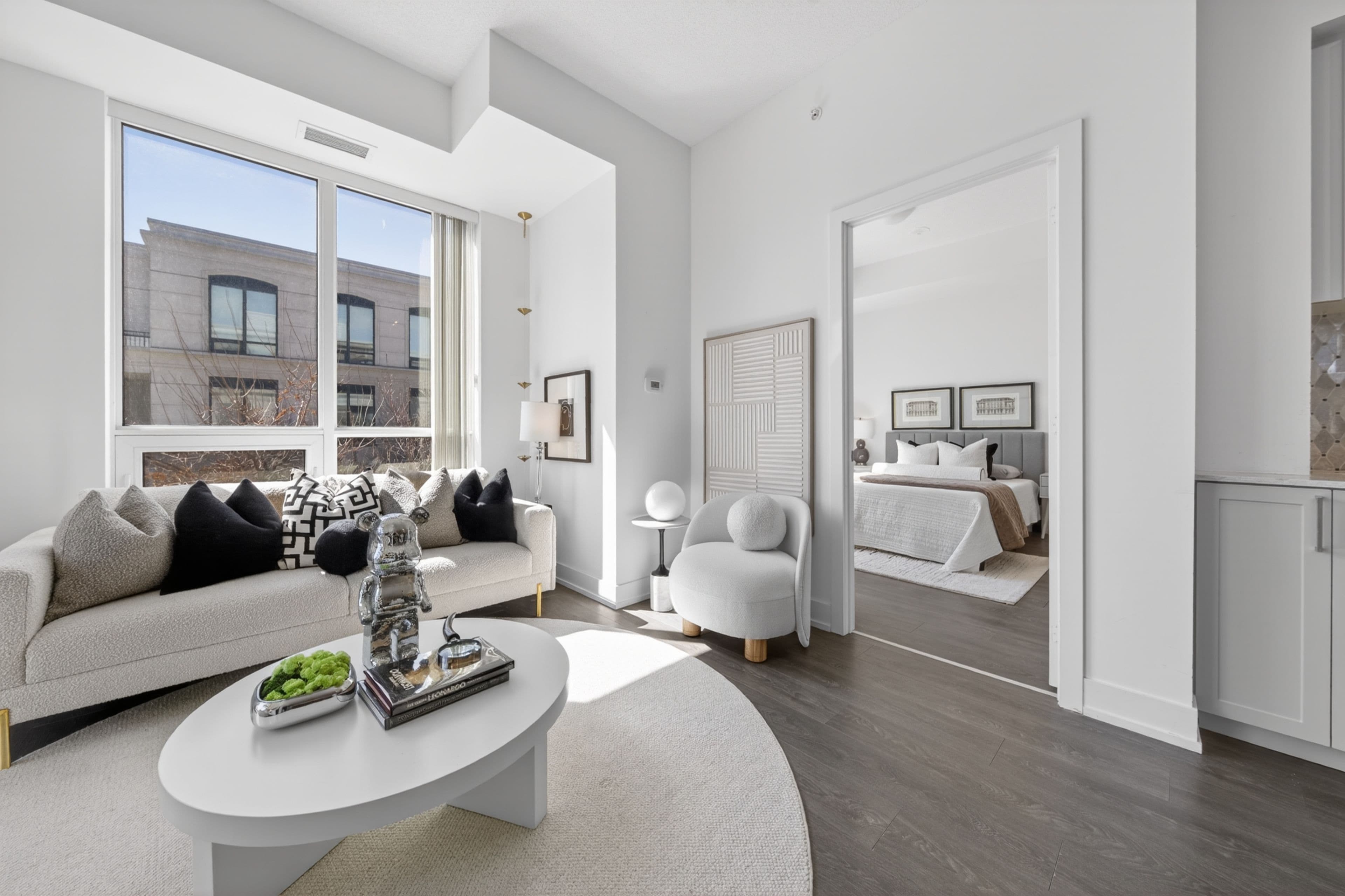 278 Buchanan Drive 817, Markham, ON L3R 6J1