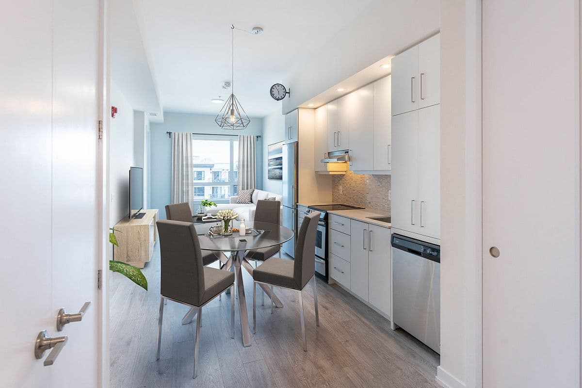 40 Esplanade Lane 620, Grimsby, ON L3M 0G9