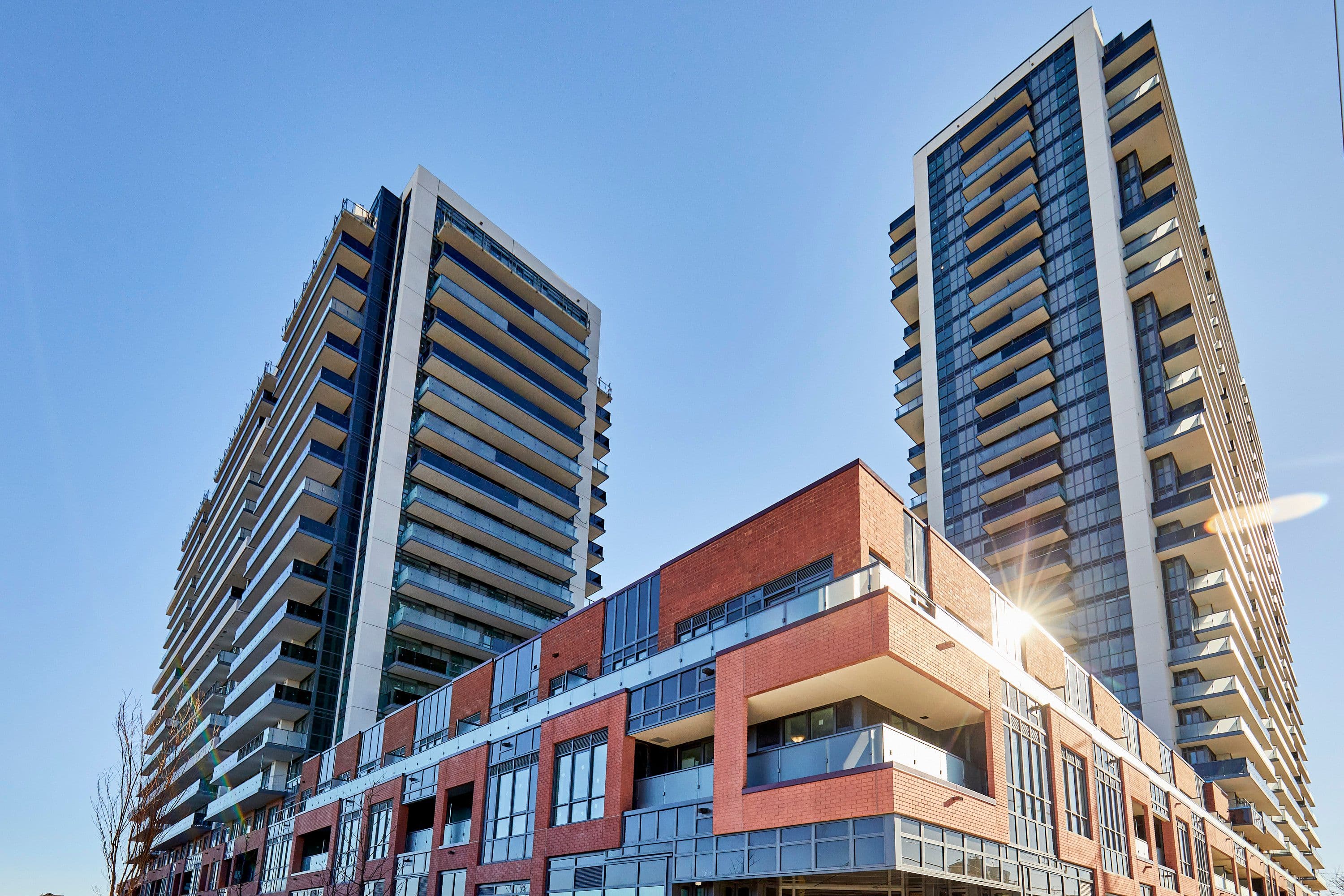 2545 Simcoe Street N 809, Oshawa, ON L1H 7K4