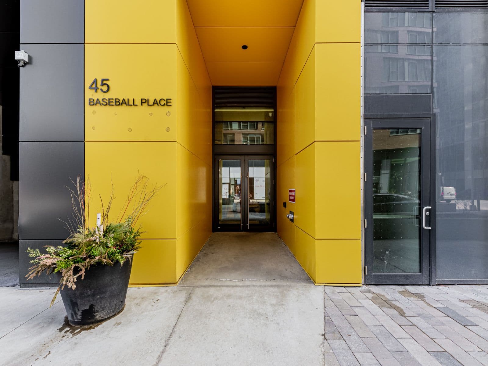 45 Baseball Place 1002, Toronto E01, ON M4M 0H1