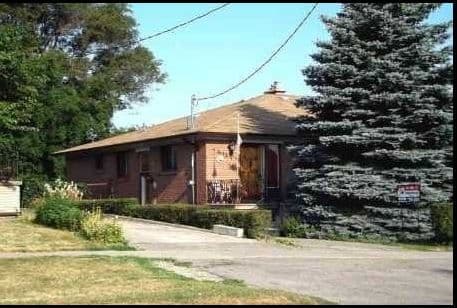 3172 Weston Road bsmt, Toronto W05, ON M9M 2T6