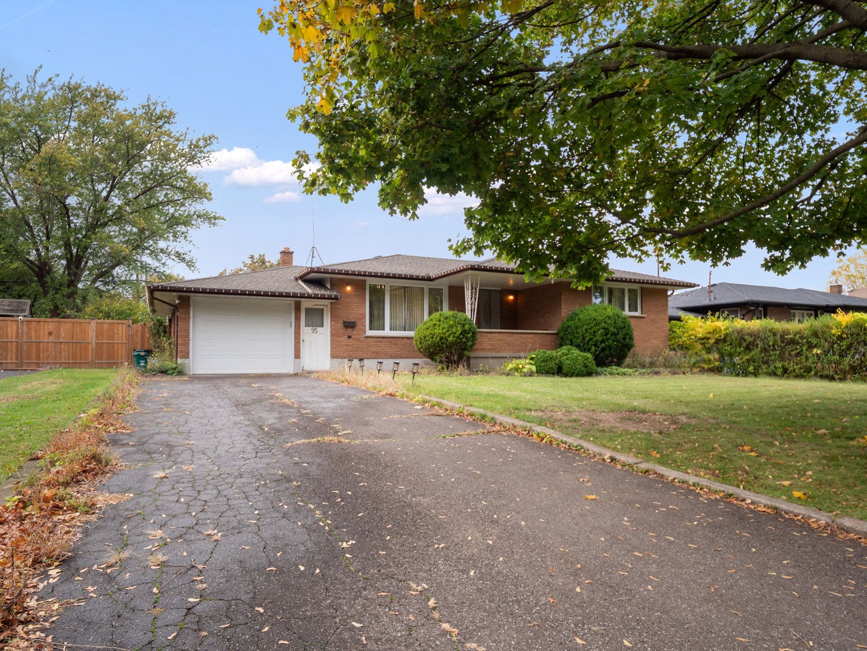 95 Windward Street, St. Catharines, ON L2M 4C4