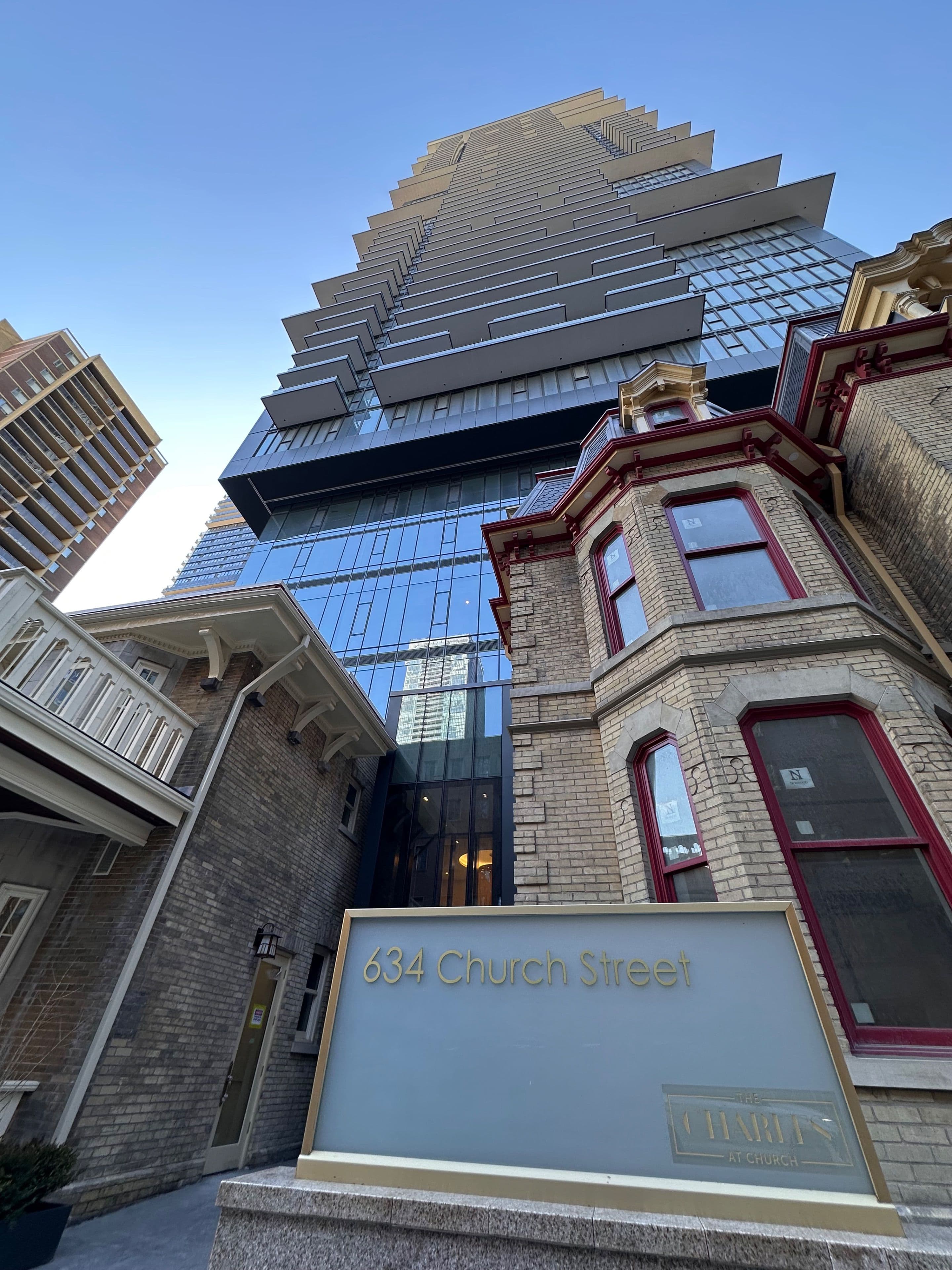 634 church Street 2808, Toronto C08, ON M4Y 2G3