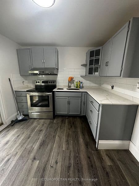 6564 Level Avenue, Niagara Falls, ON L2G 4B7