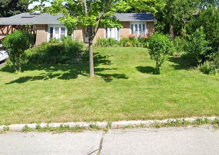 14 Ptarmigan Crescent, Toronto C13, ON M3A 1W3